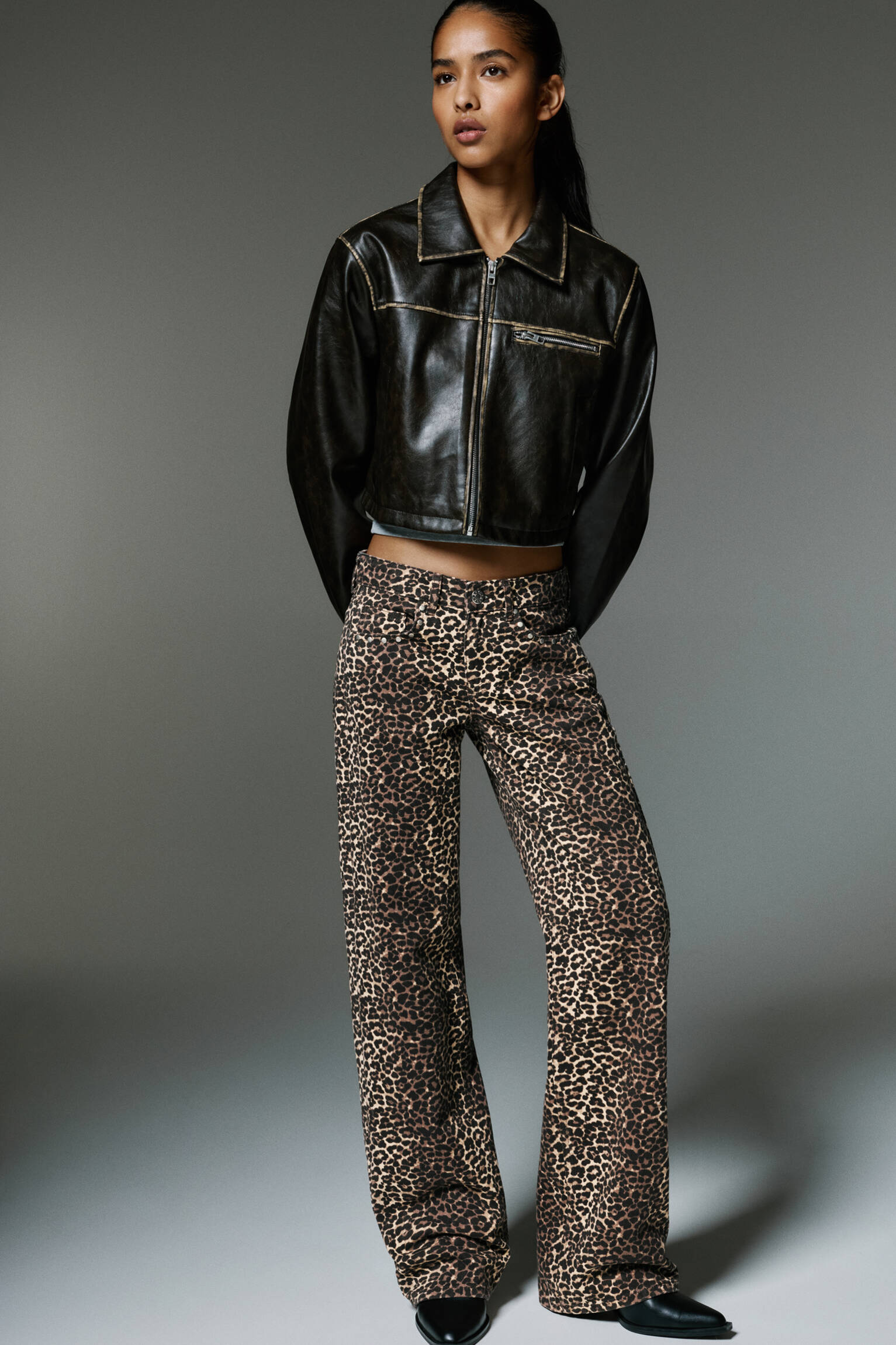 Jeans droits étoiles clous - pull&bear