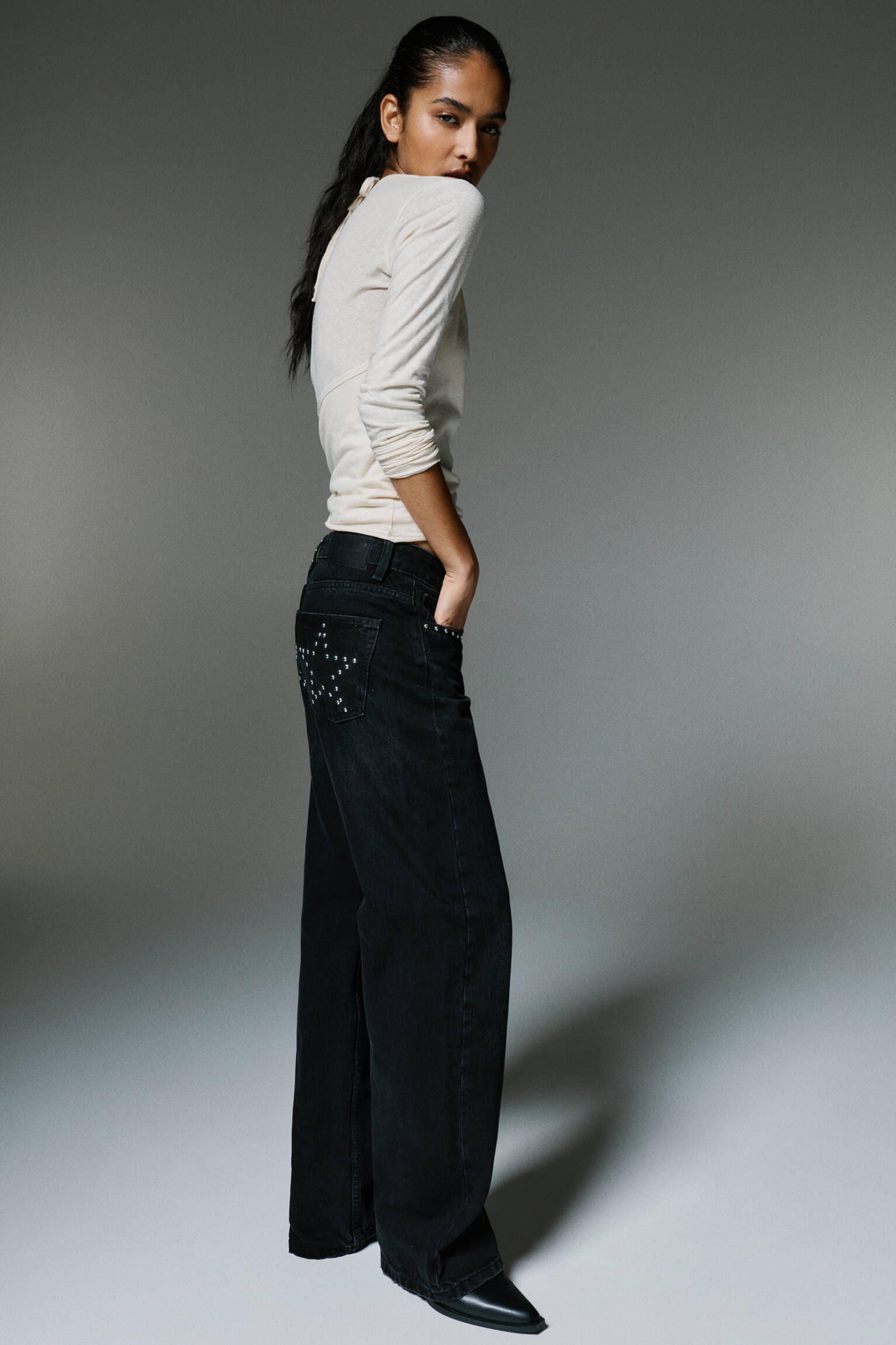 Jeans droits étoiles clous - pull&bear