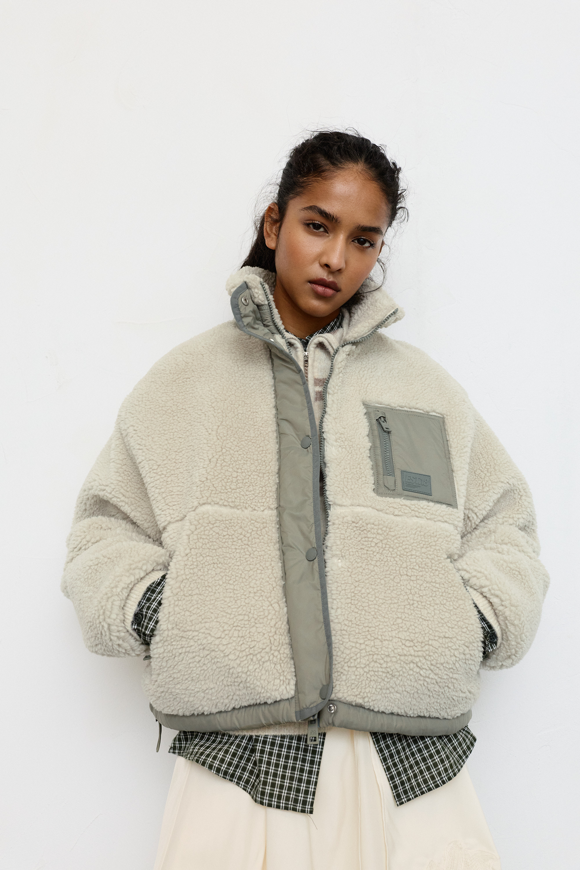 Veste en mouton synthétique tissu combiné