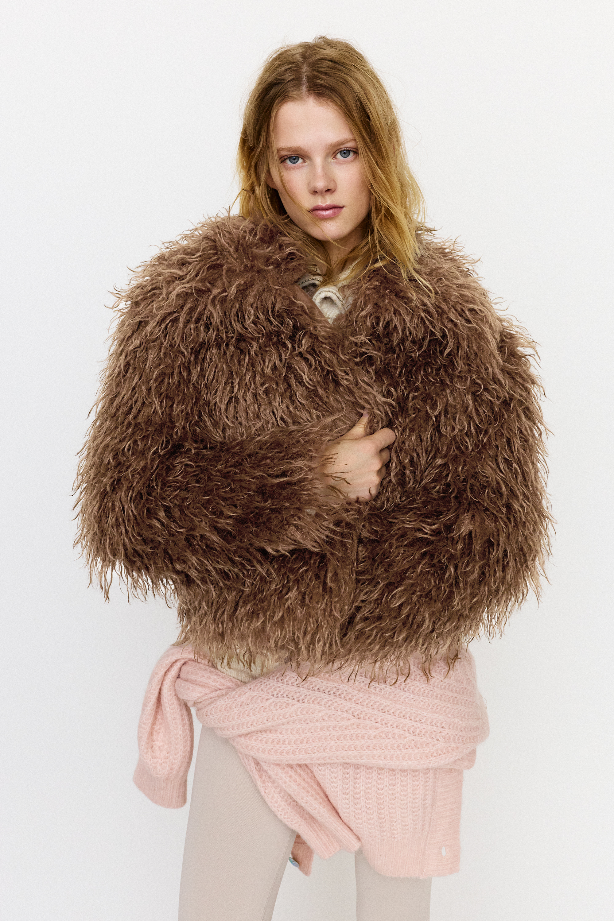 جاكيت فراء اصطناعي مجعد