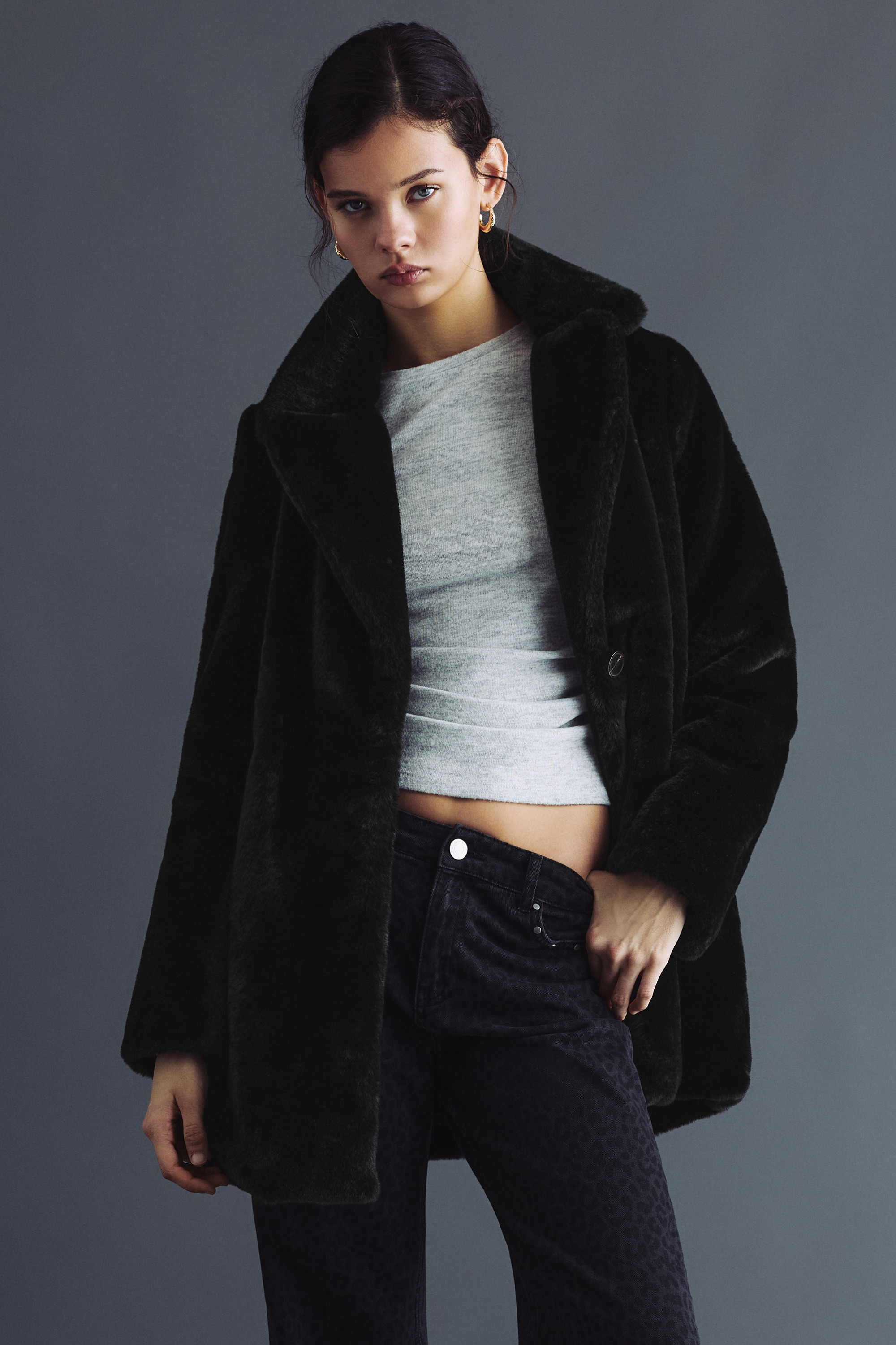 Płaszcz ze sztucznego futra