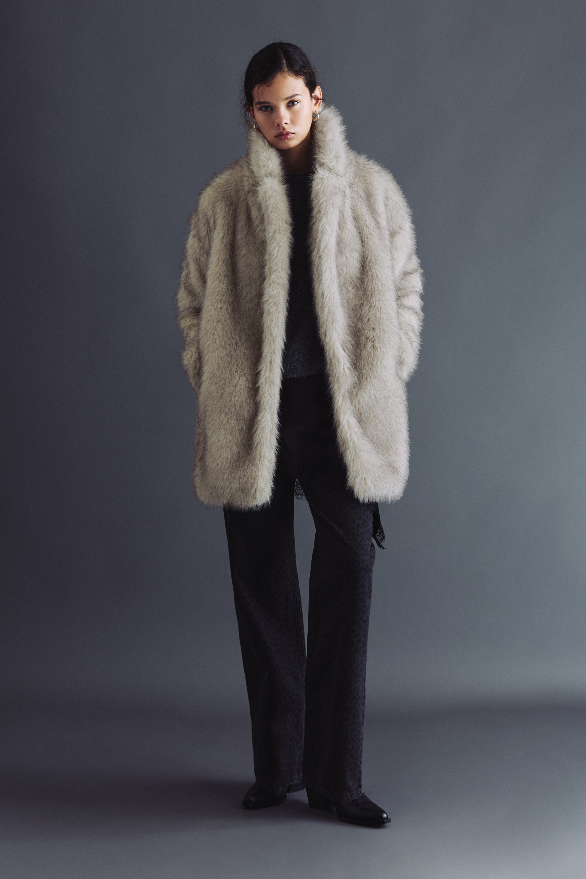 Płaszcz ze sztucznego futra