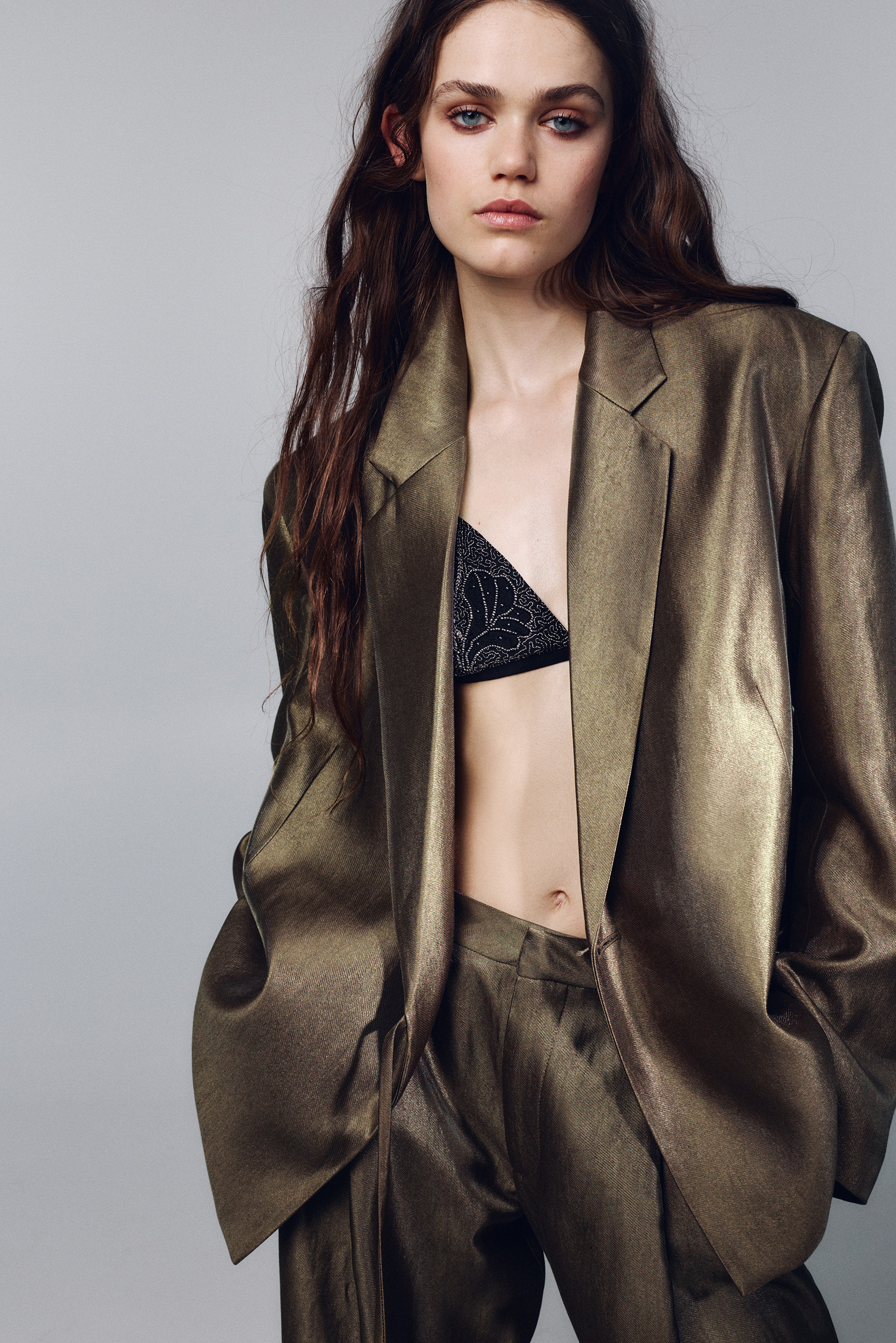 Oversize satin blazer