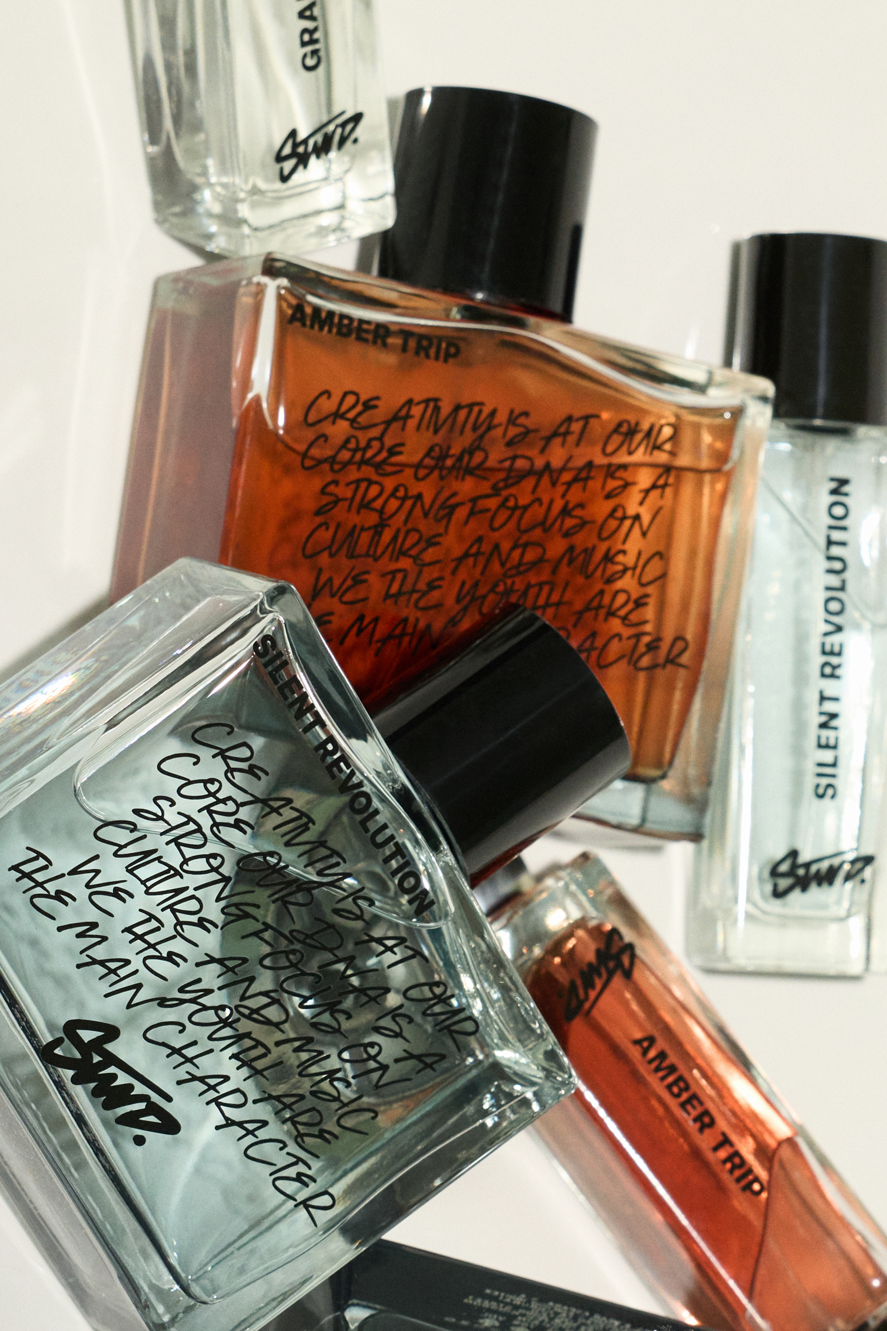 Perfume Silent Revolution