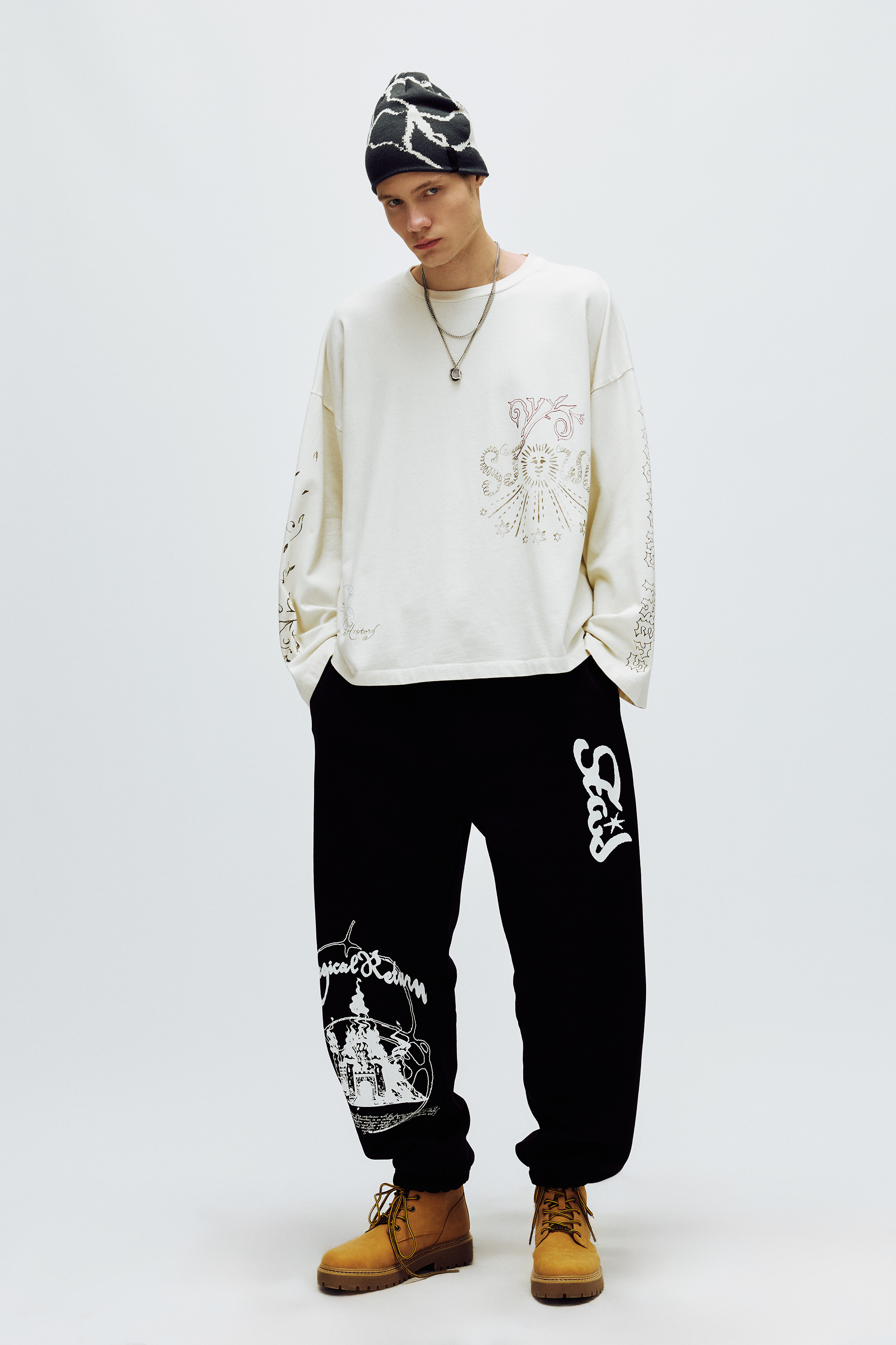 تيشرت STWD أبيض