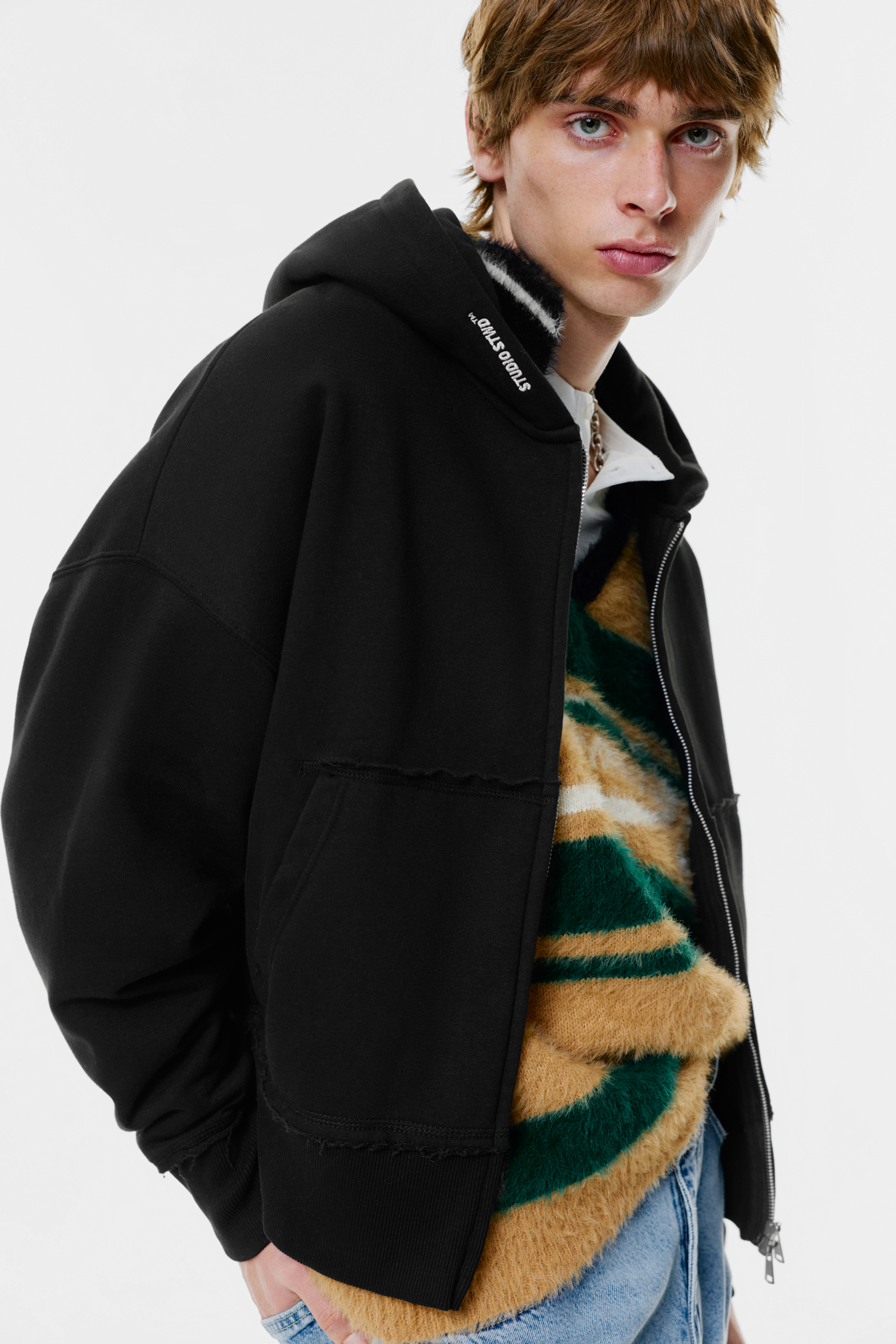 Cropped STWD Studio hoodie