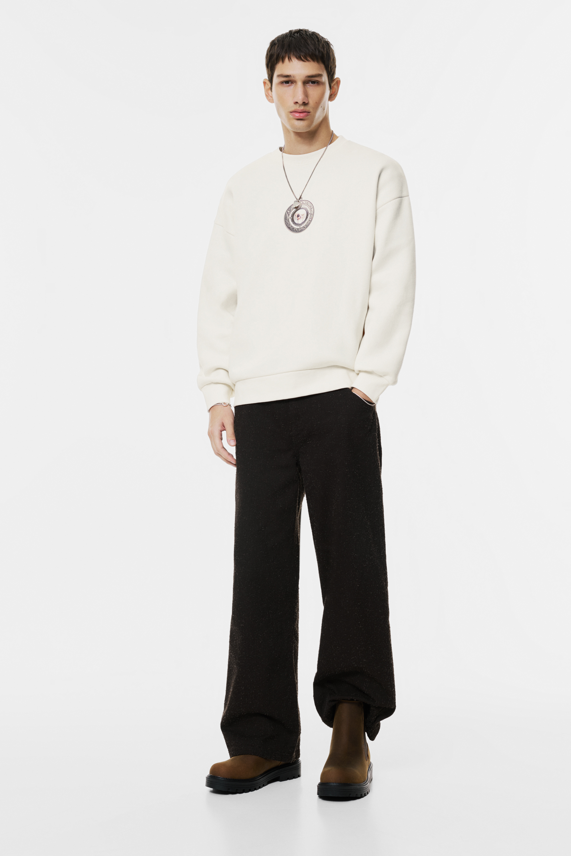 Boxy sweatshirt with dog graphic