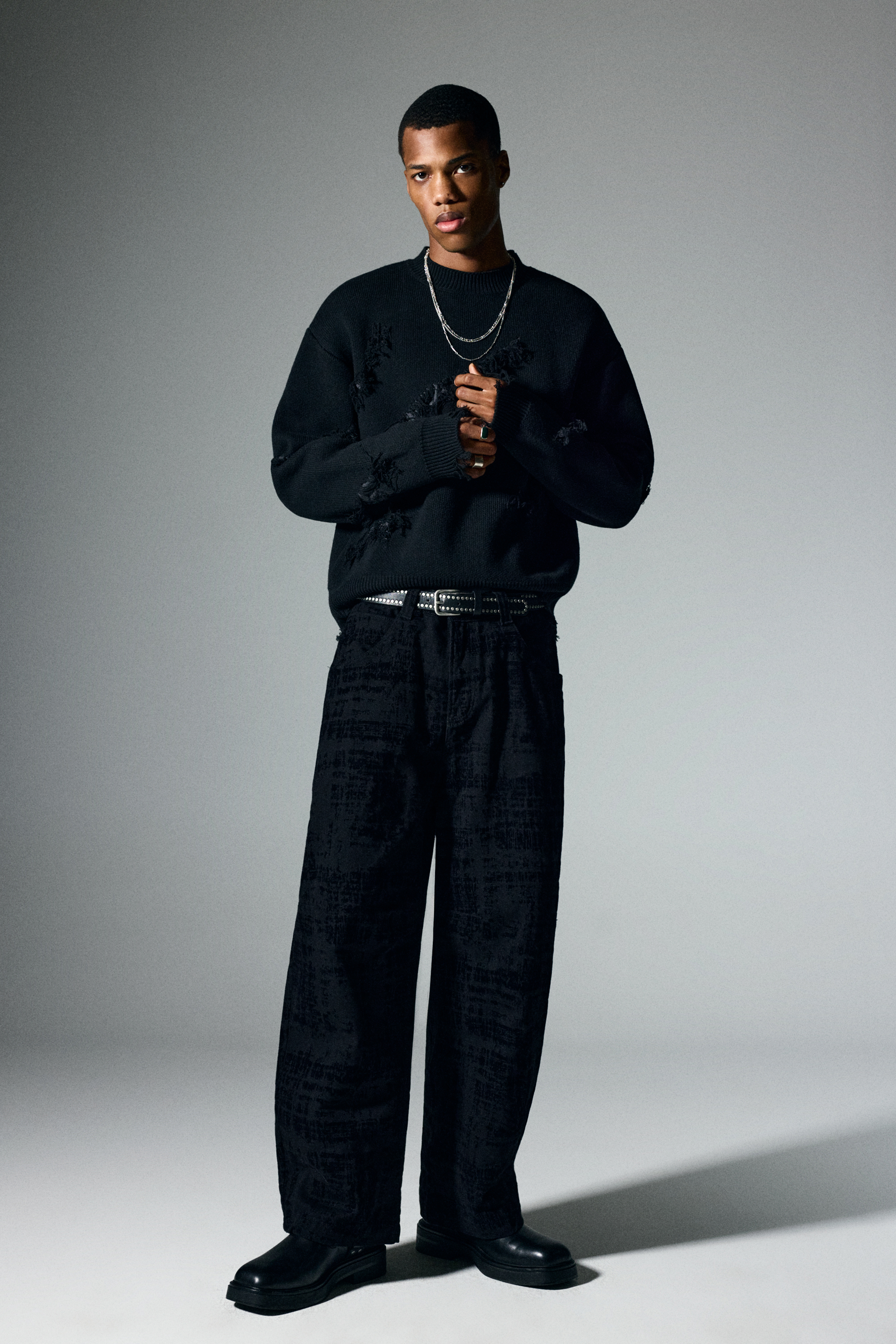 جينز بطبعة بارزة