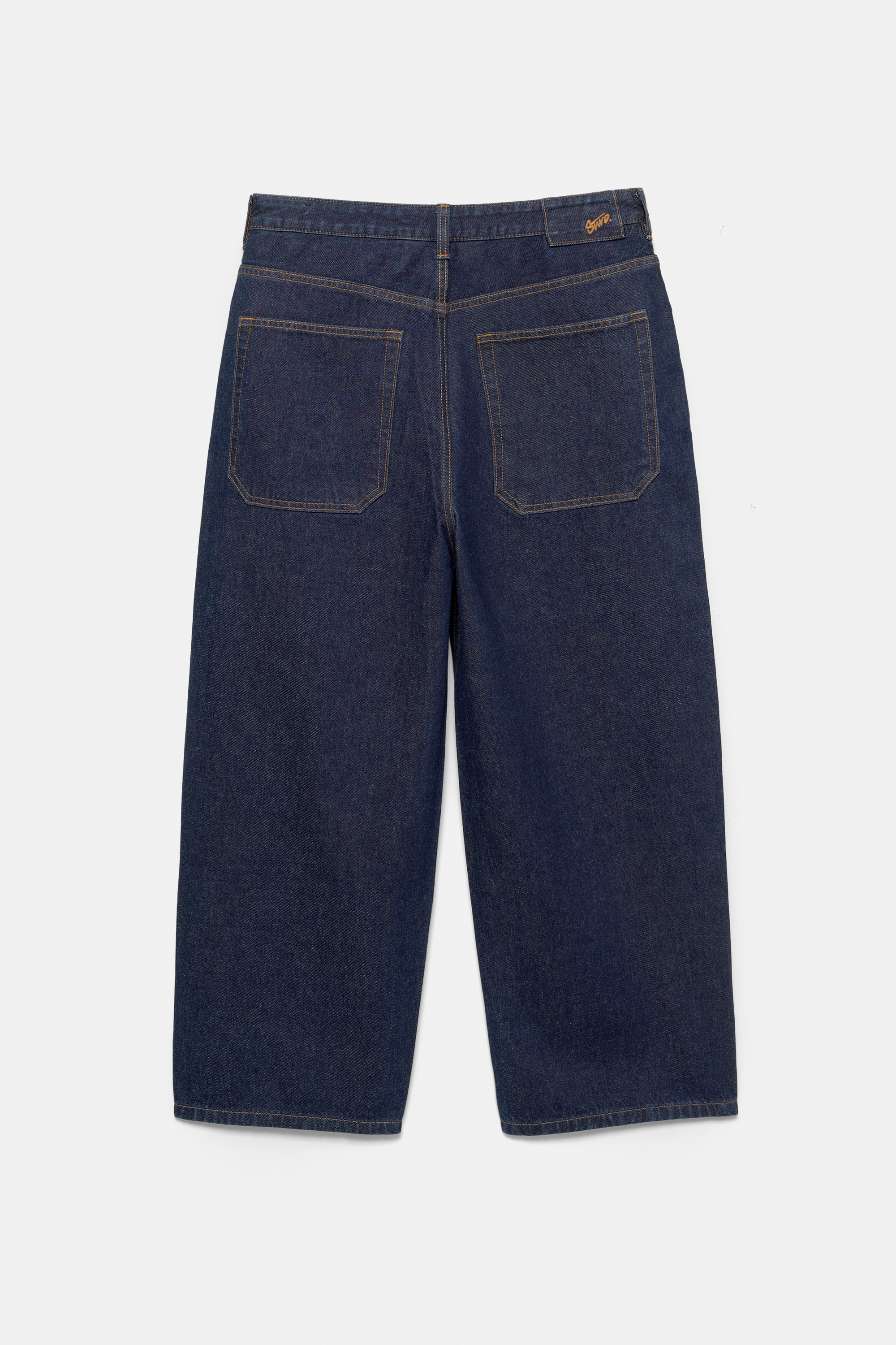 Джинсы в стиле скейтер