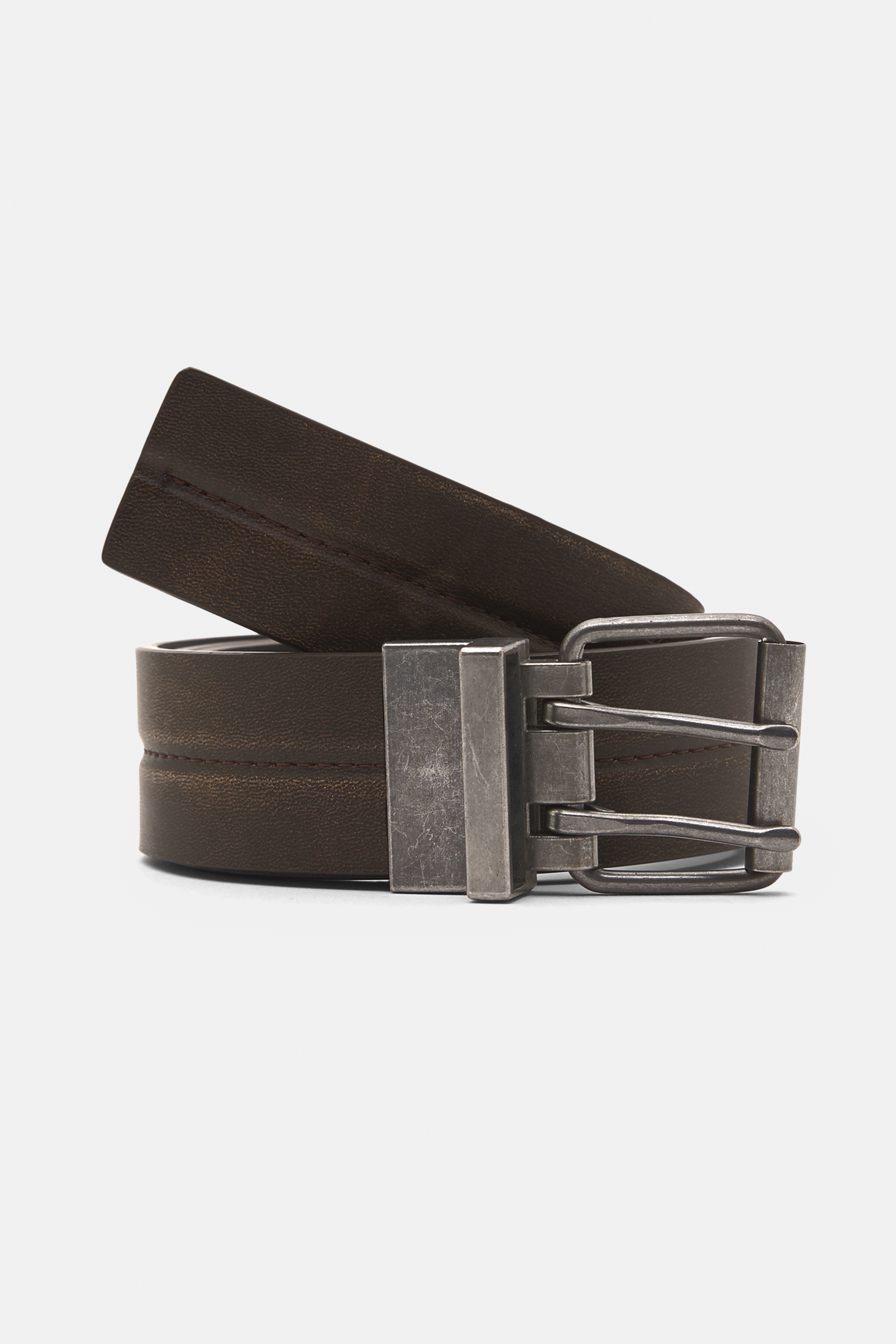 Reversible leather effect belt