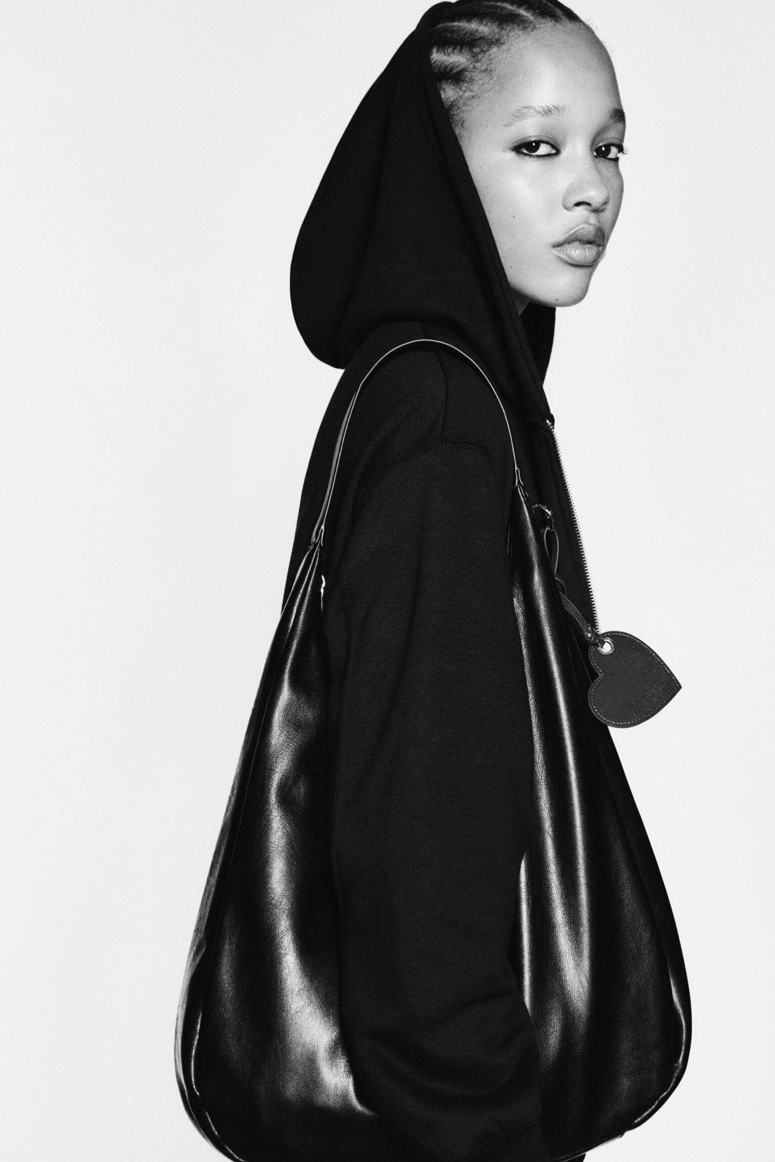 Embellished Shopper Bag Pull bear embellished-shopper-bag-pull-bear