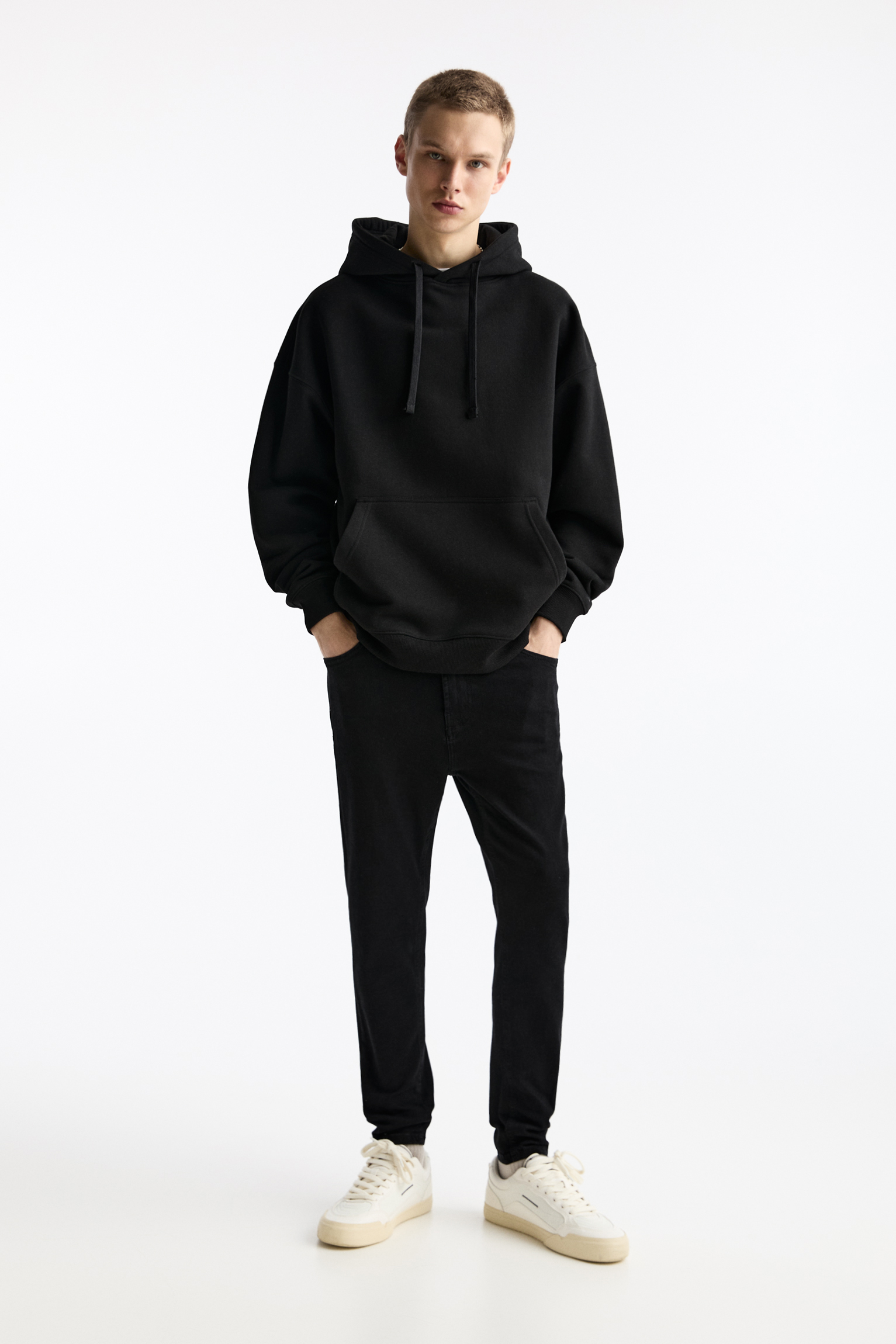 BEAR CURVED DENIM JEANS main image 1