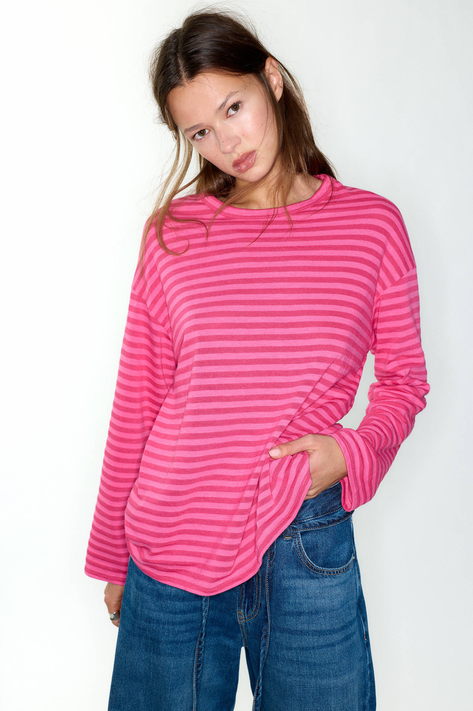 T-shirt à rayures rose - pull&bear