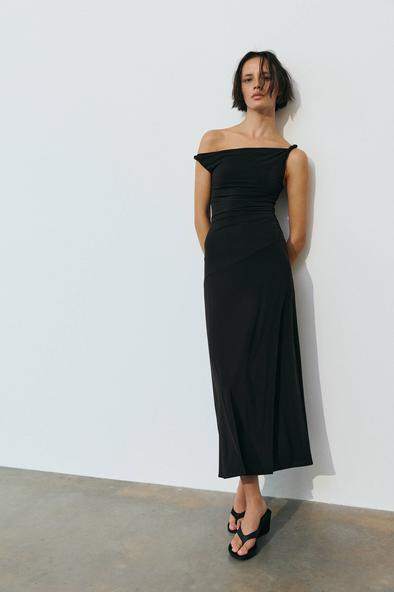 Asimetrik midi elbise - Görsel 34