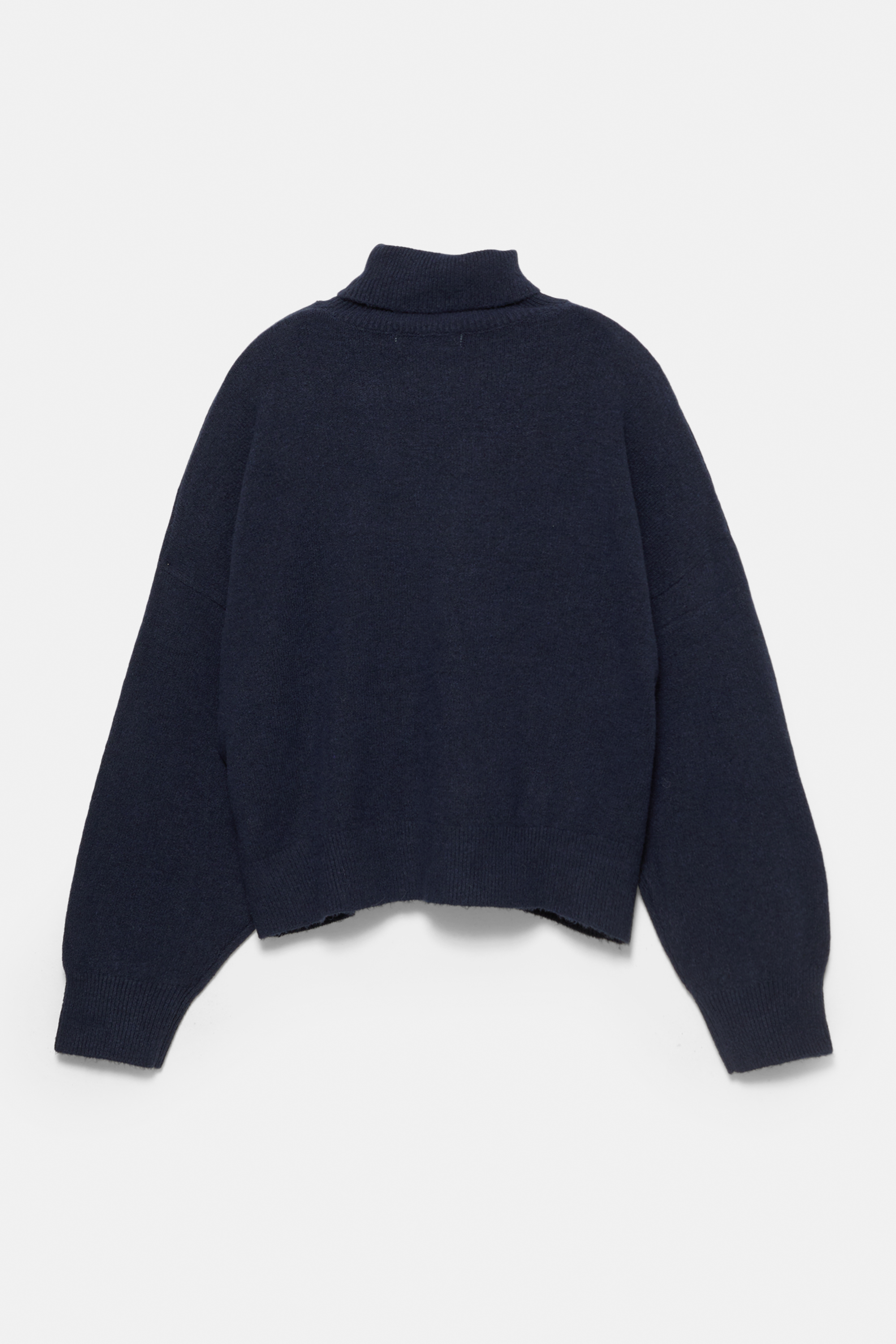 High neck sweater
