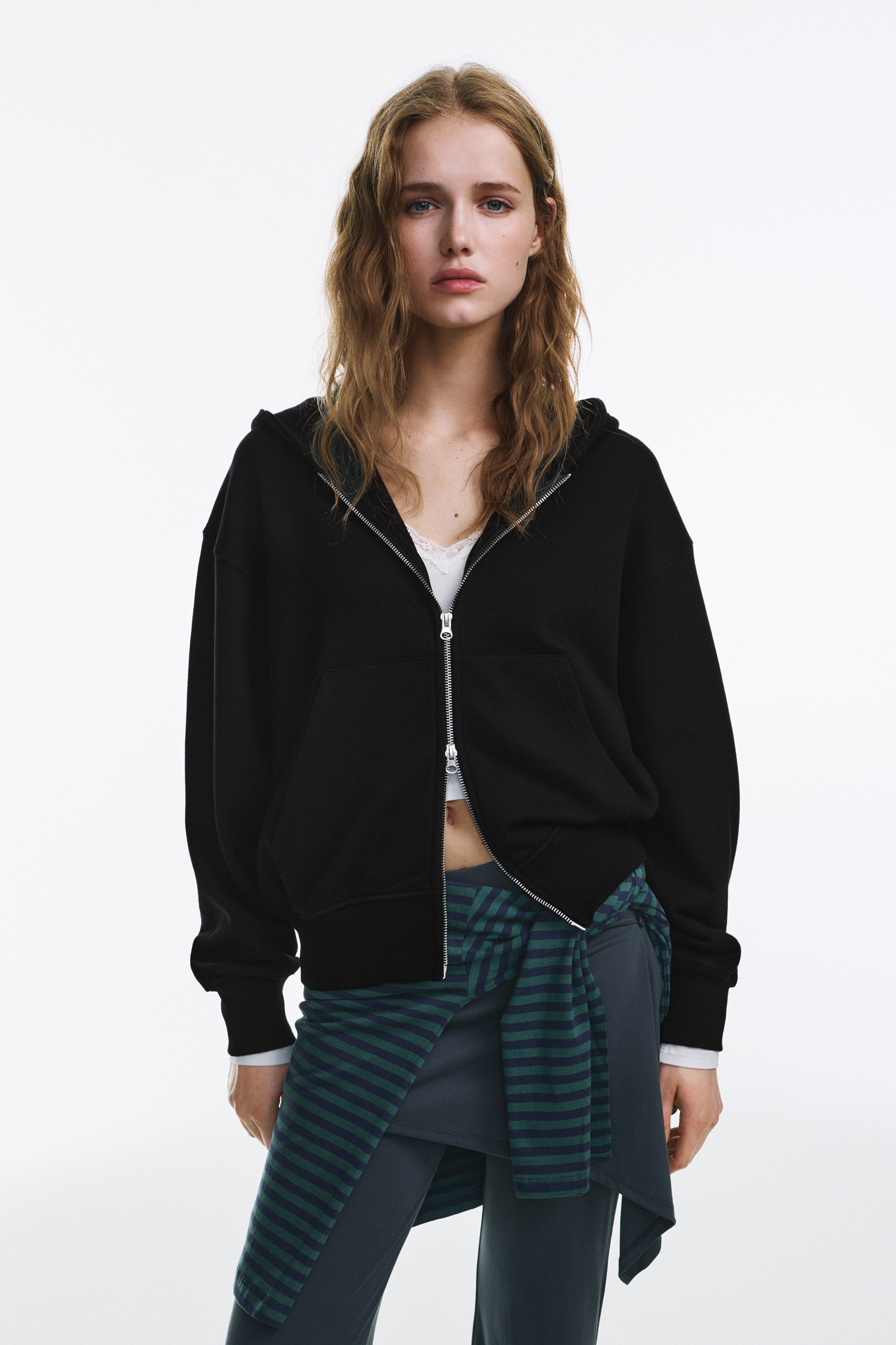 Sudadera capucha cremallera