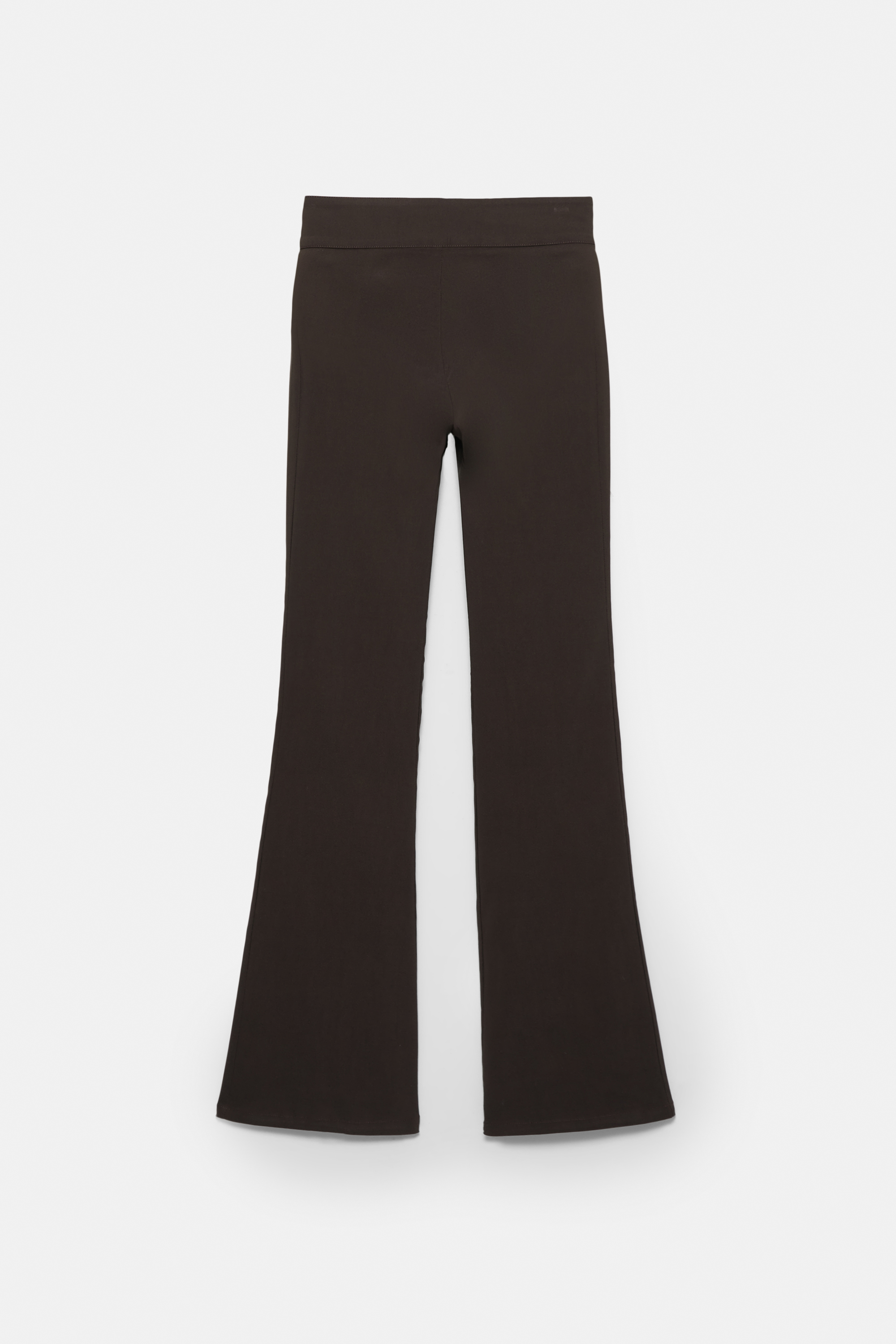 Pantalón flare tiro medio