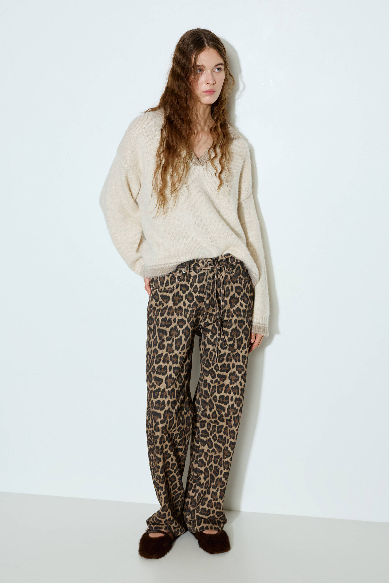 Leopard print jeans with drawstring - Pull&Bear United Kingdom