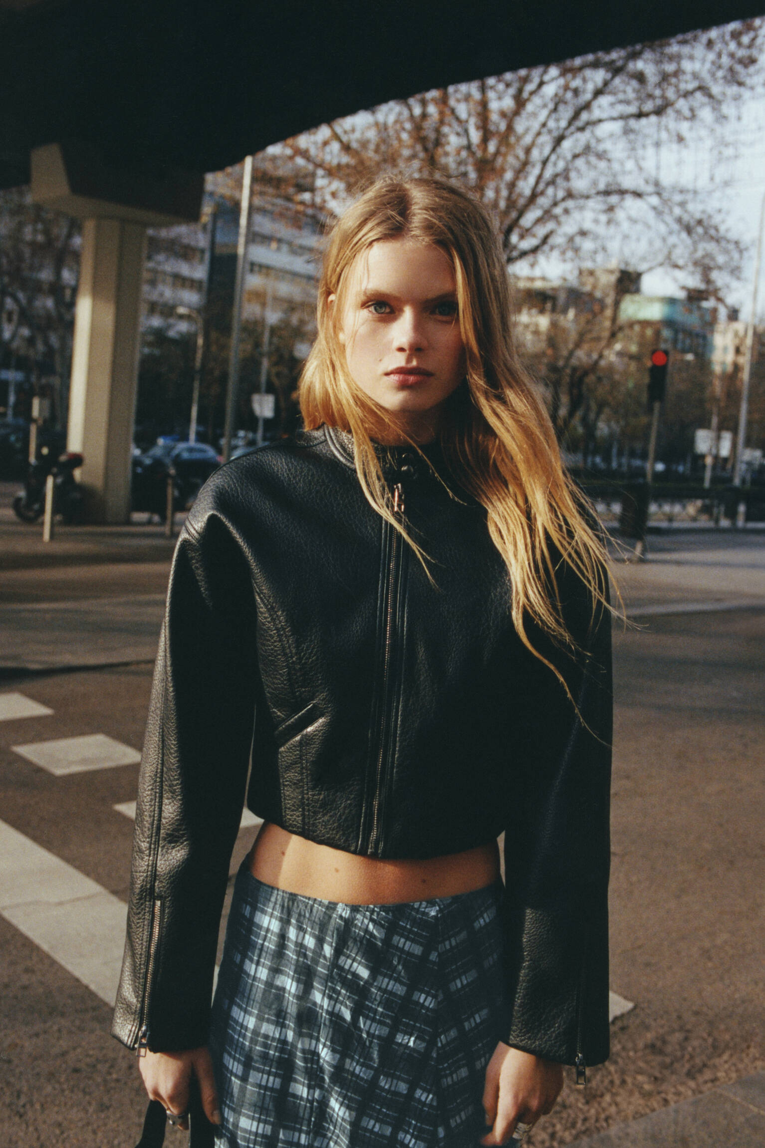 Suni deri biker ceket - Görsel 23