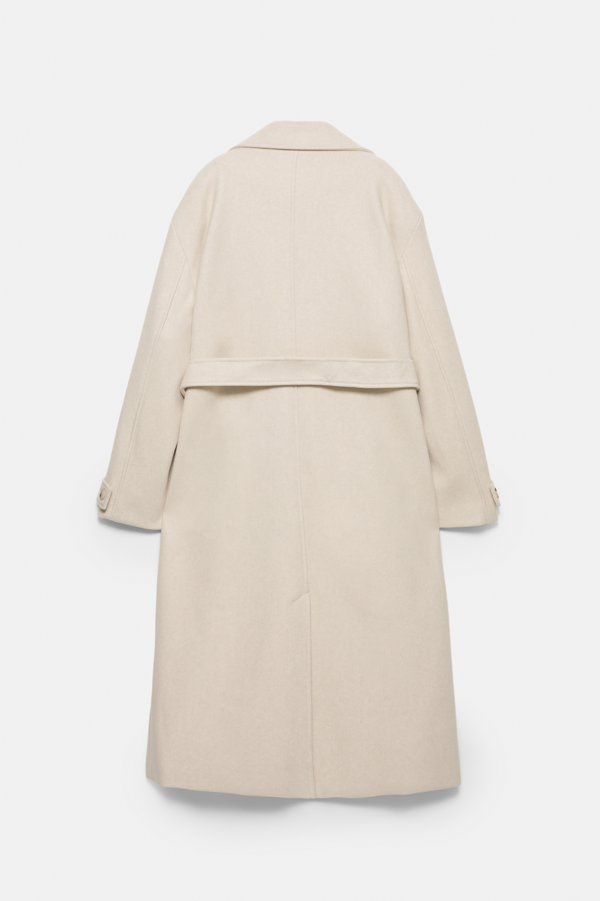 Pikk viltja tekstuuriga vöömantel