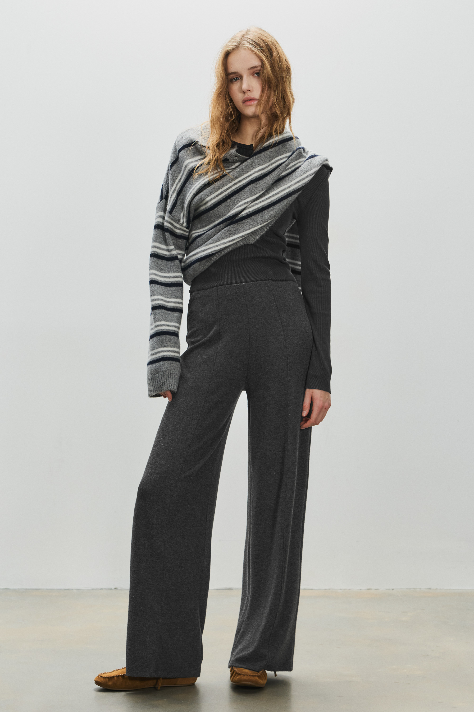 Pantalón wide leg soft touch