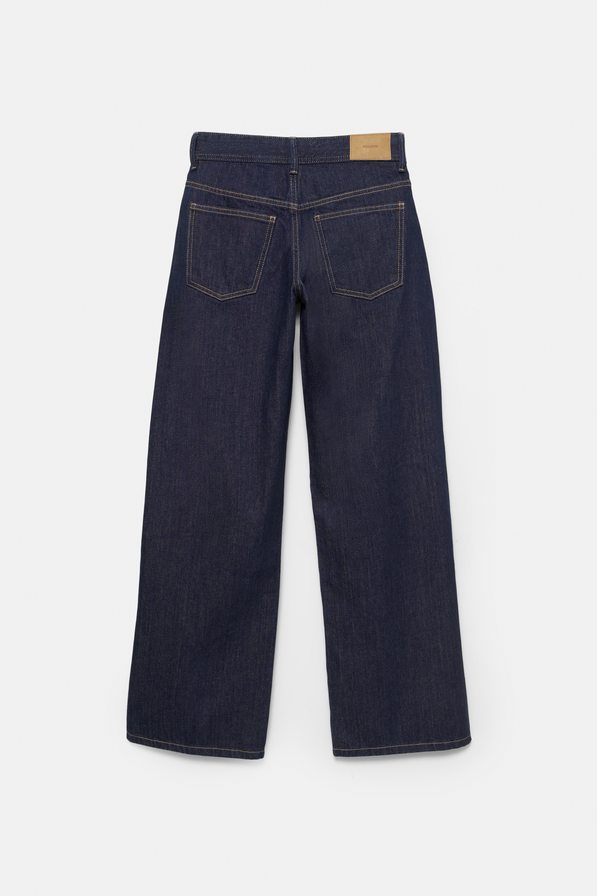 جينز مستقيم بسرج منخفض