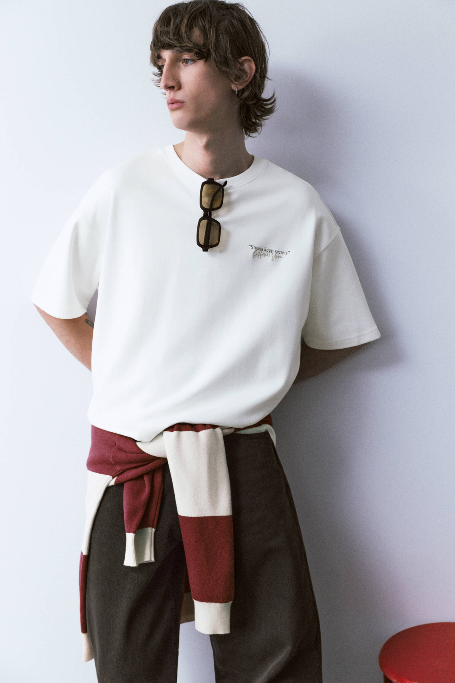 Kısa kollu Retrospective grafik sweatshirt - Görsel 29