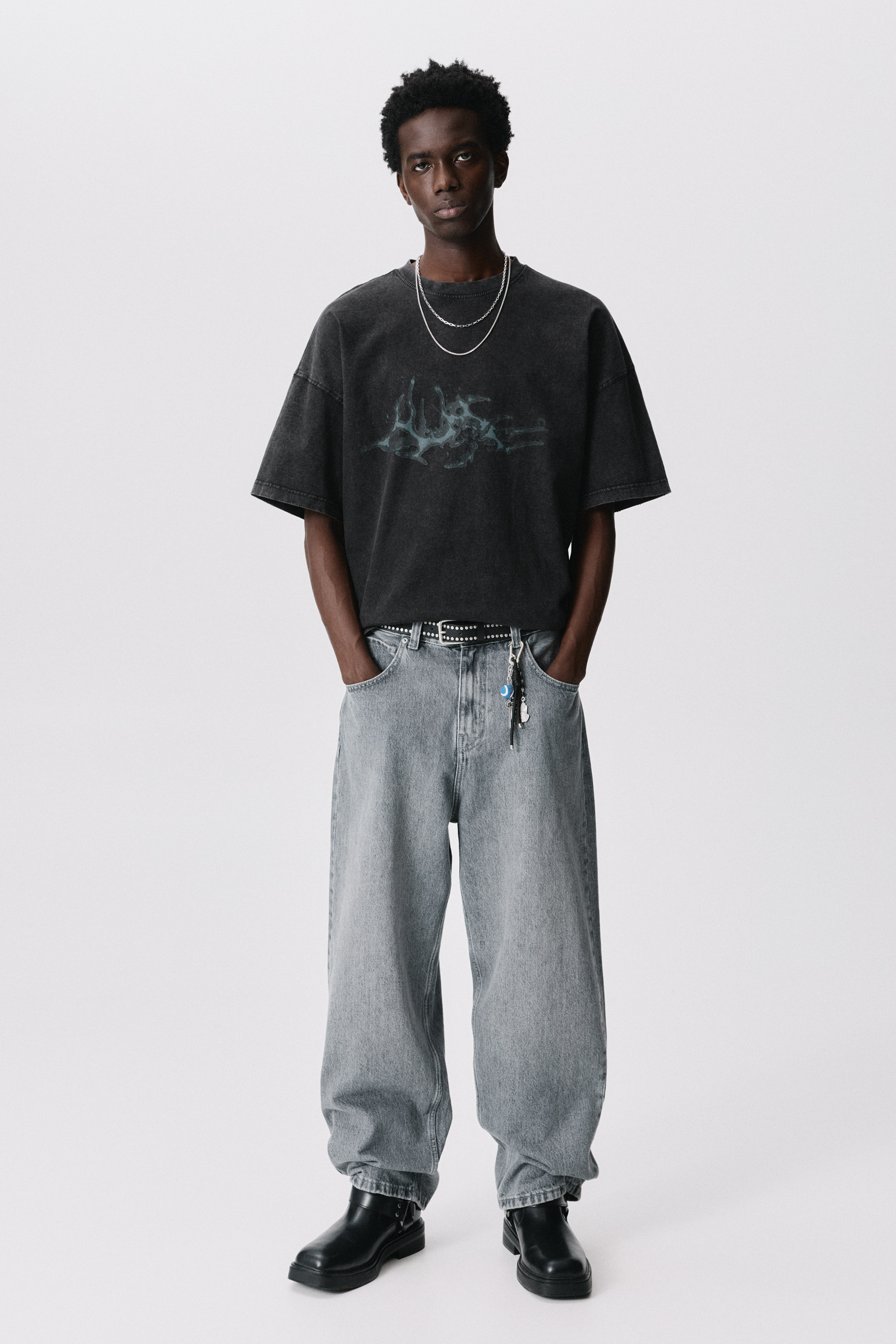 تيشرت STWD بطبعة صورية