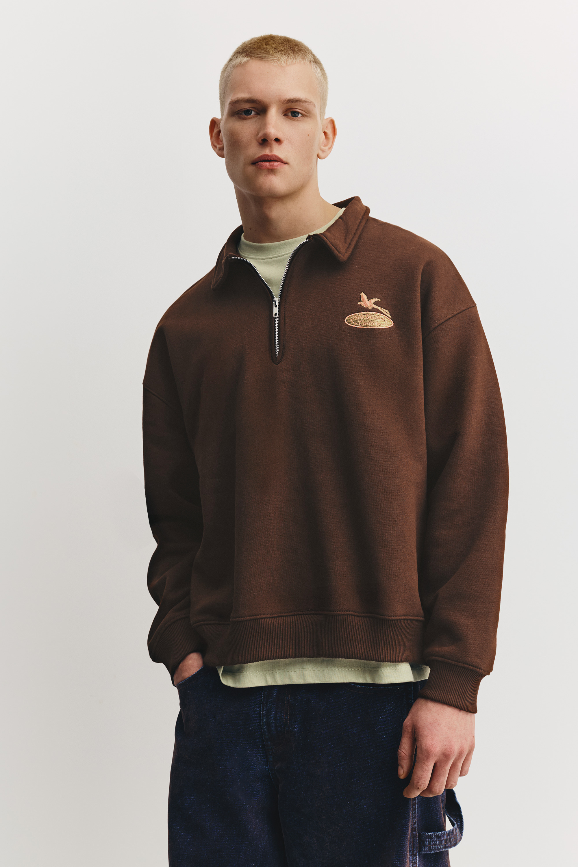 Sweat-shirt col polo graphique