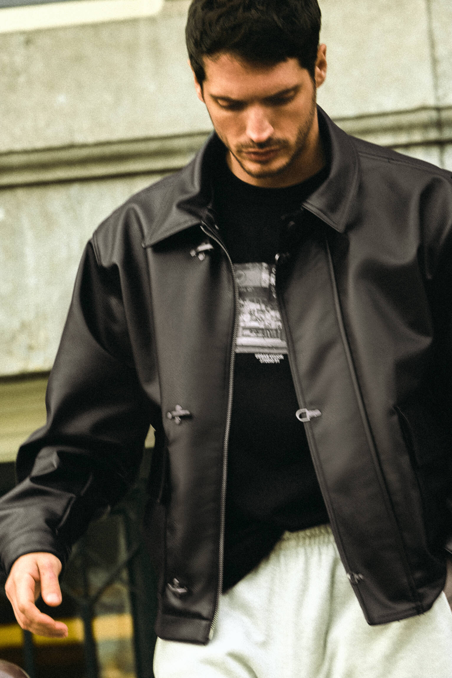 Süslü düğmeli suni deri ceket - Görsel 22