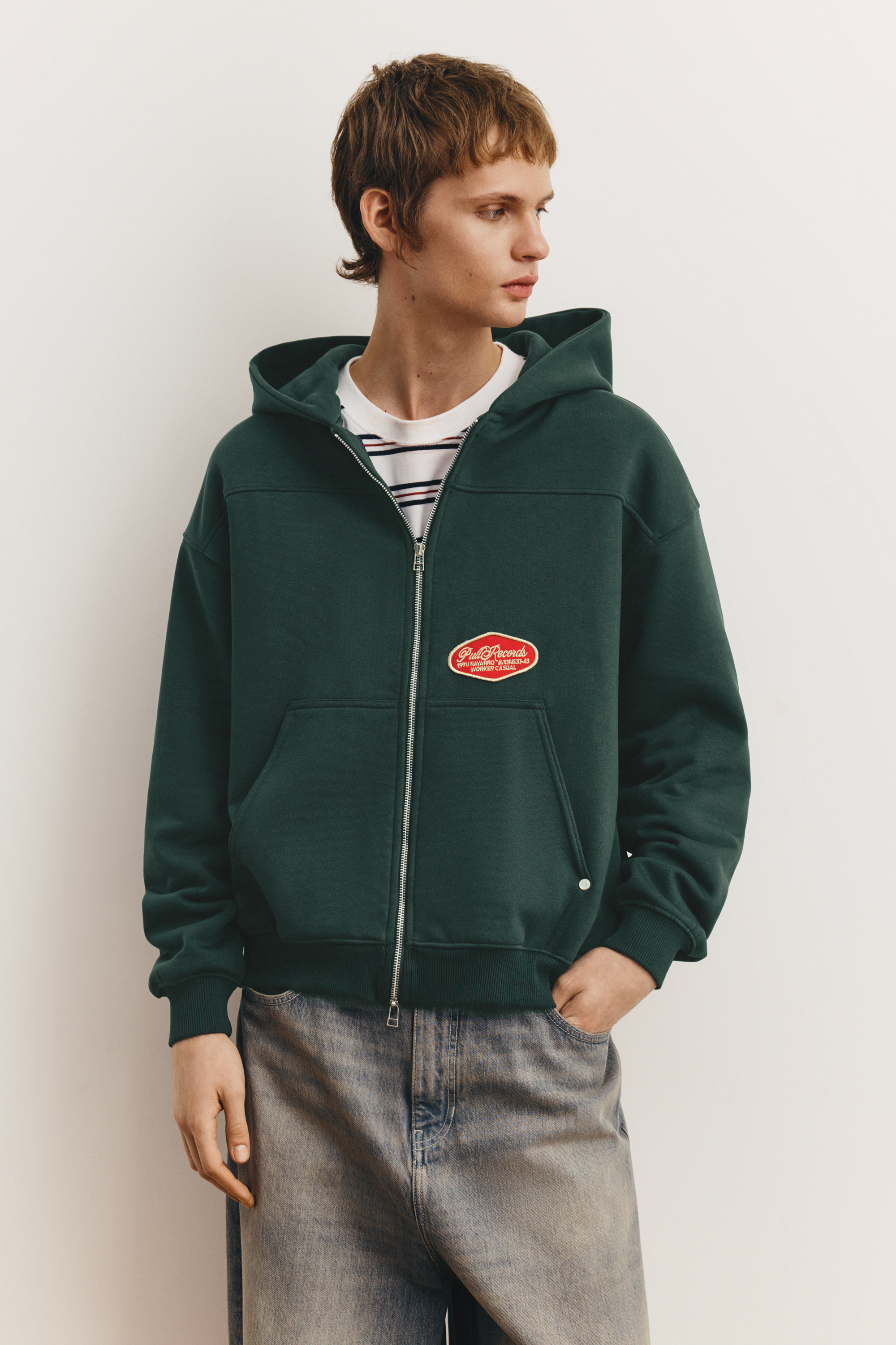 Hoodie with zipper and patches