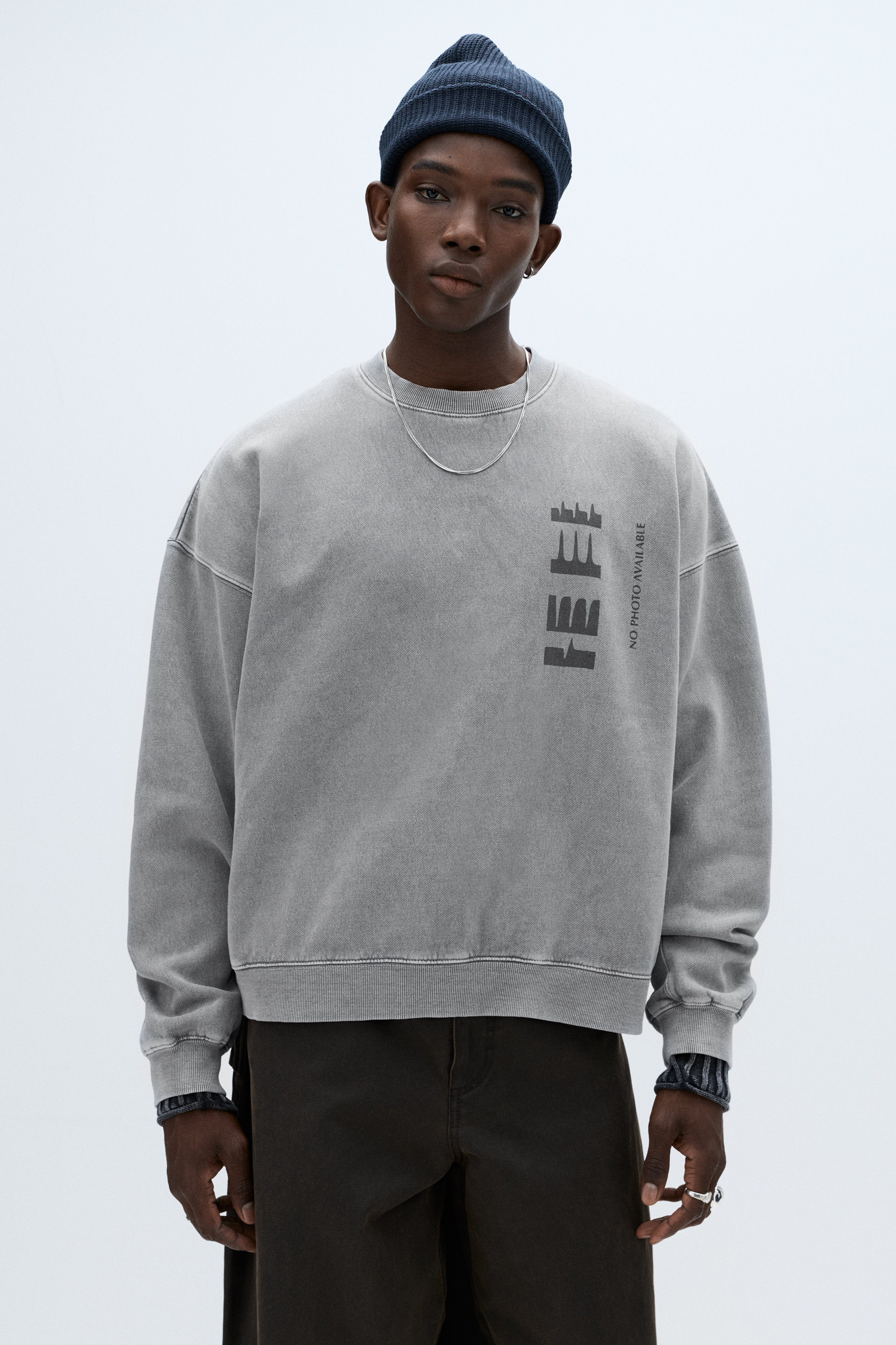 Graphic sweatshirt