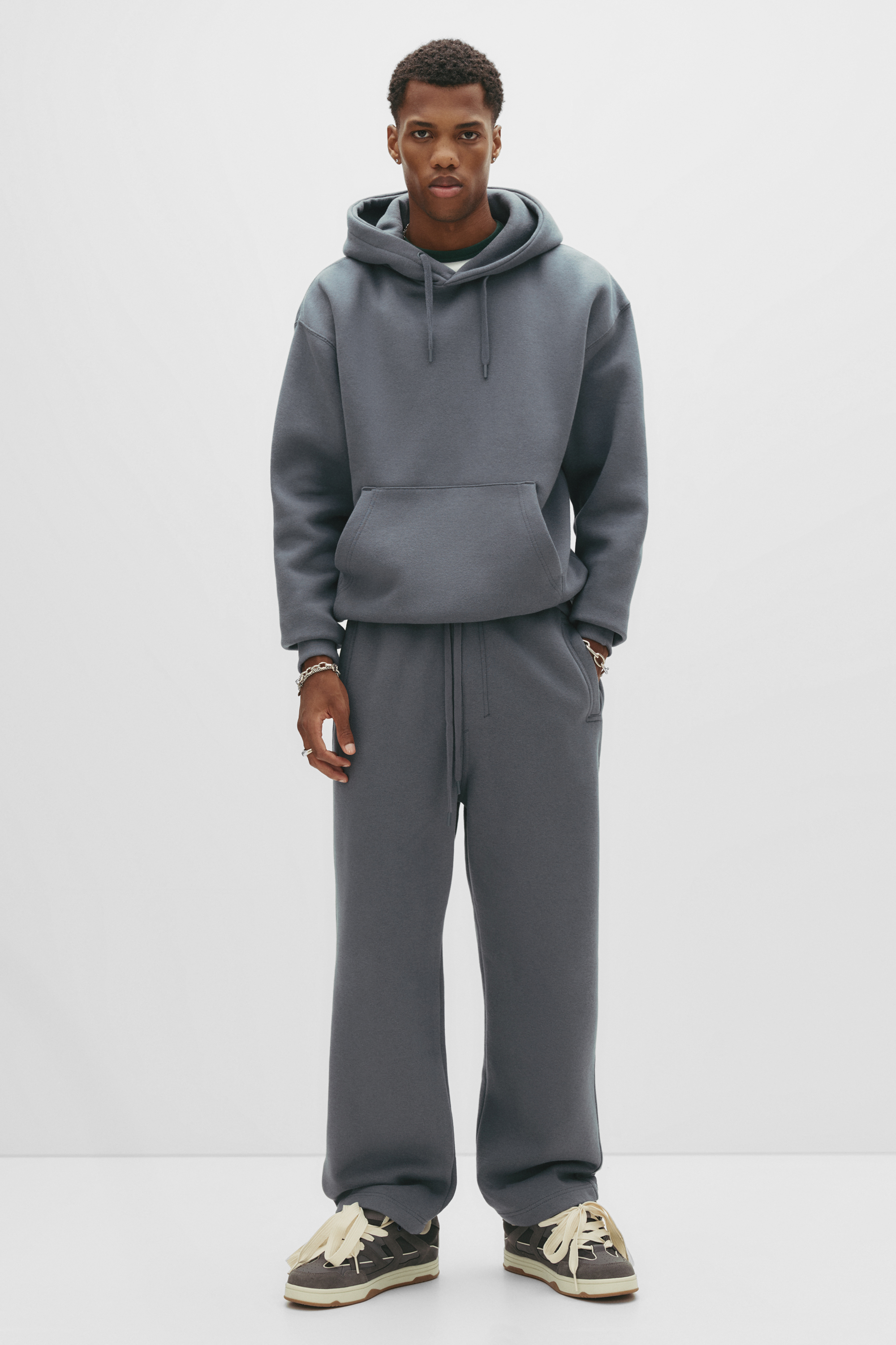 Basic baggy tracksuit bottoms