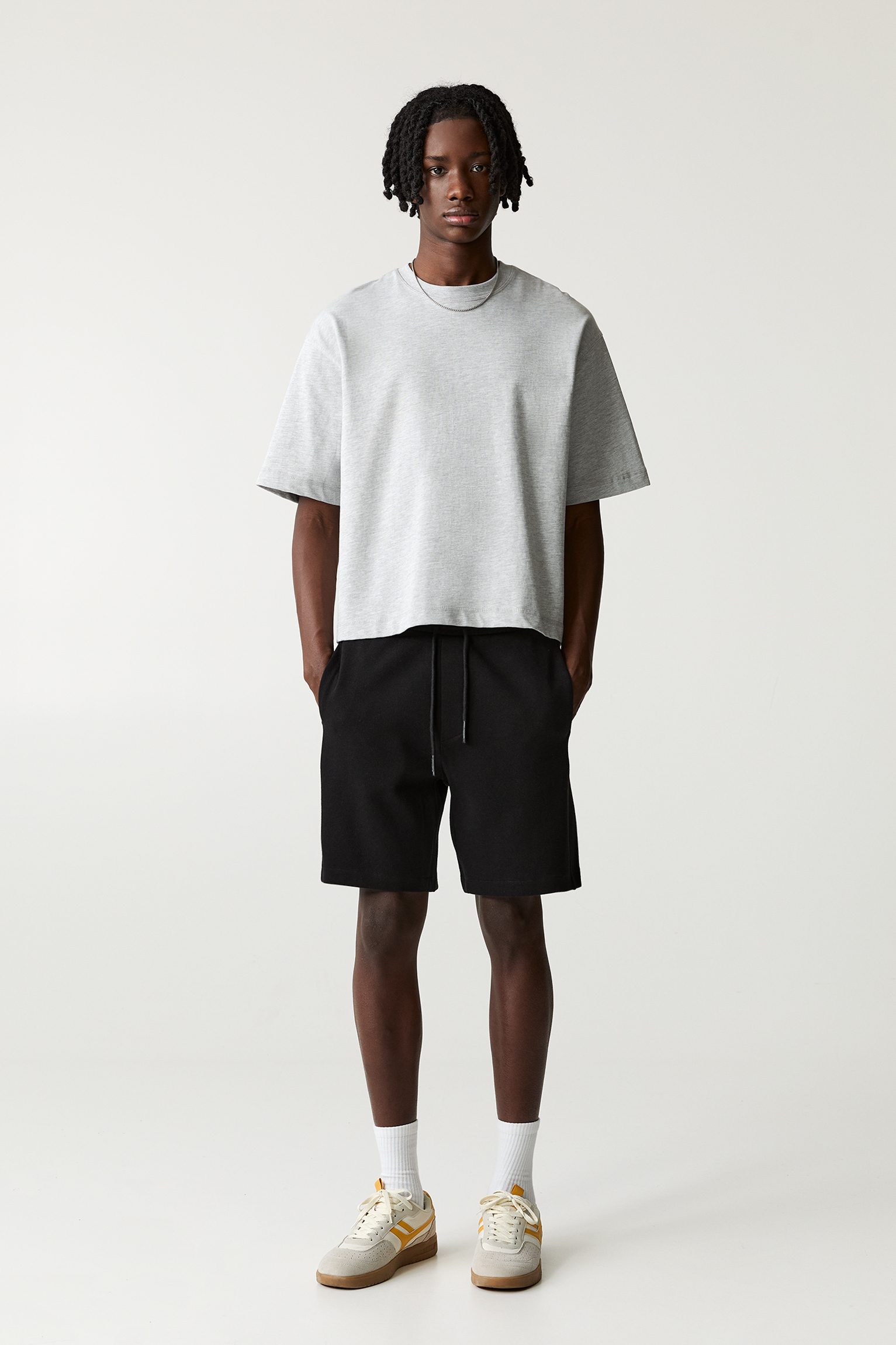 Piqué jogger Bermuda shorts