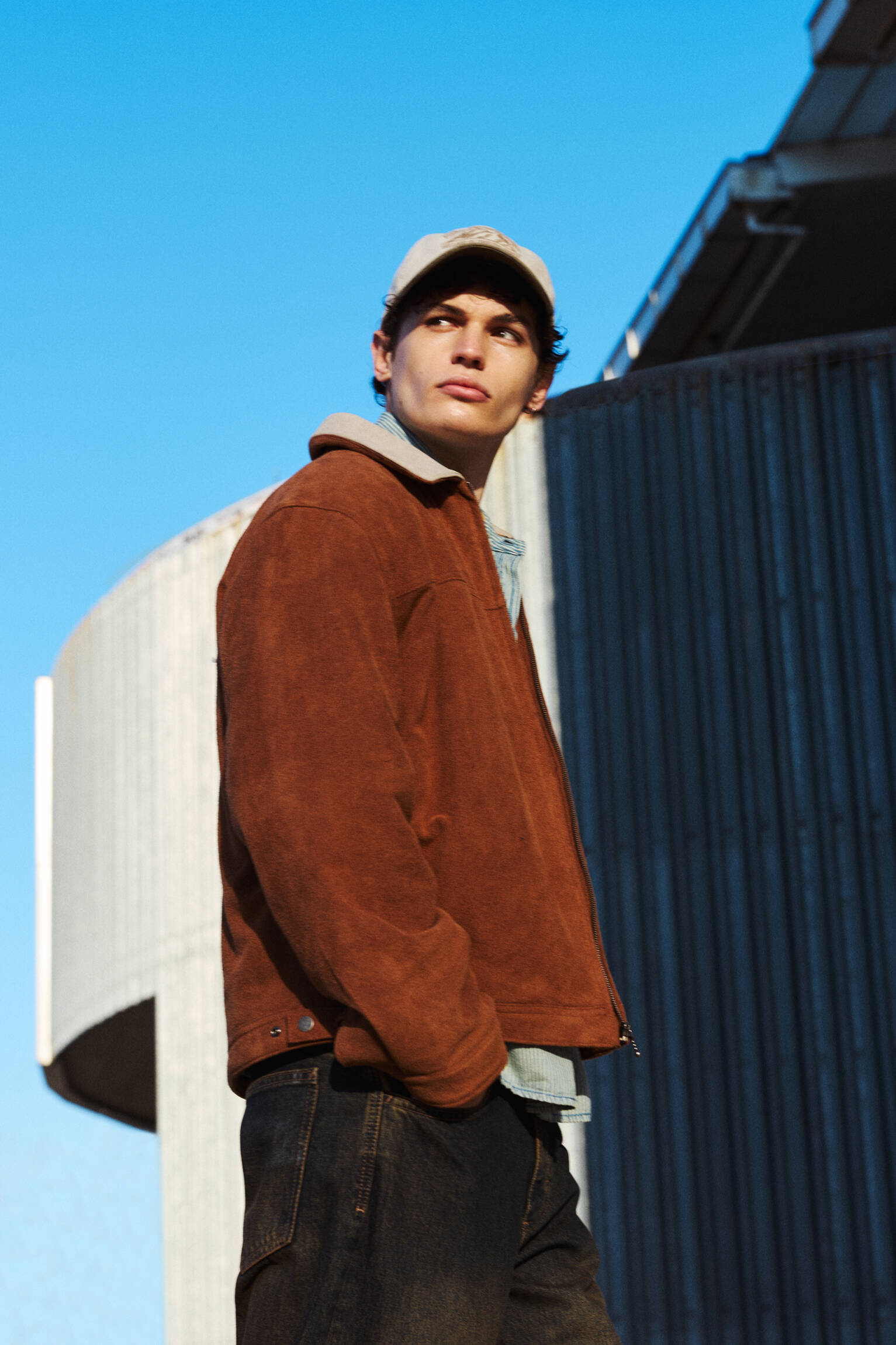 Kontrast yakalı suni süet ceket - Görsel 25