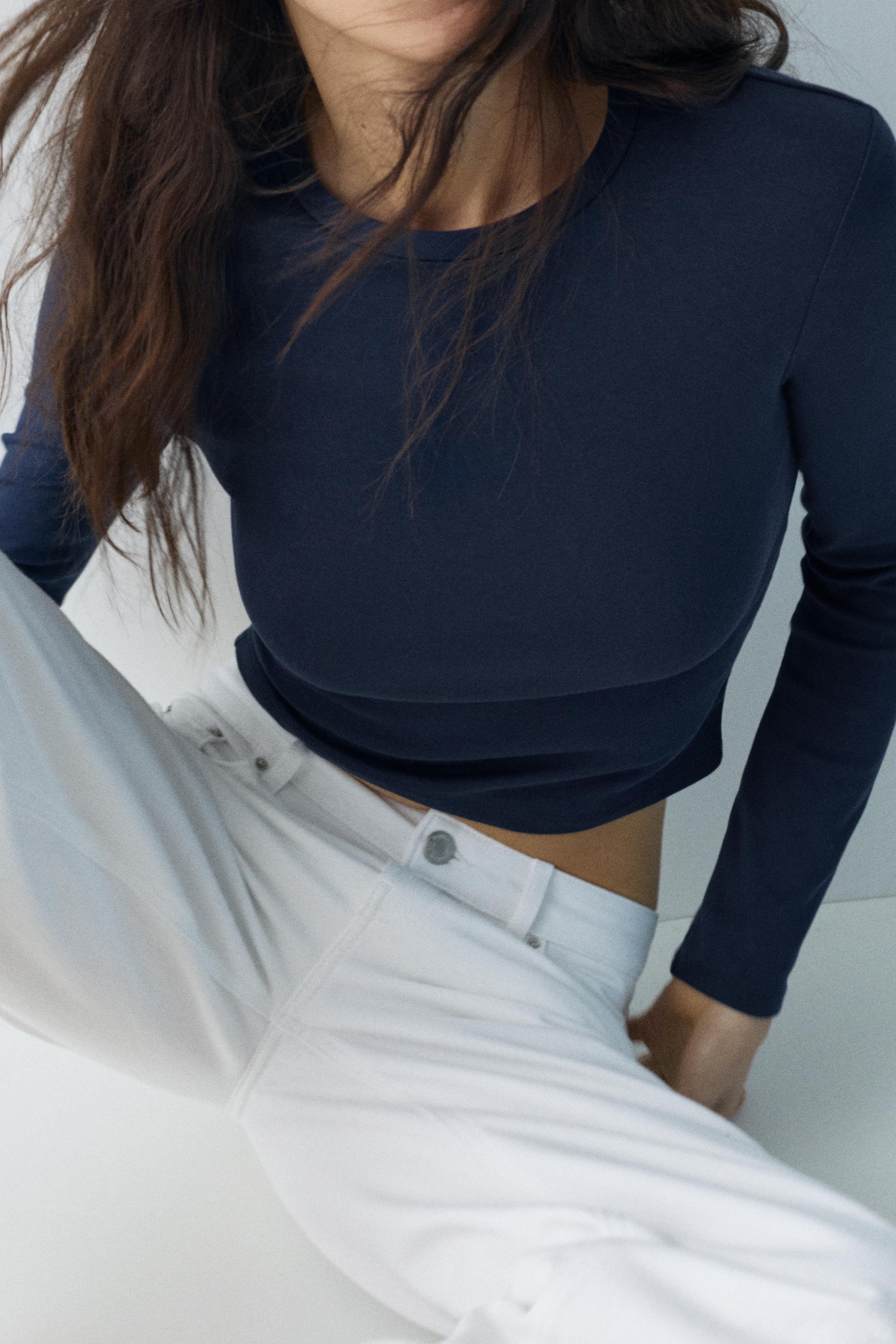 Vücuda oturan uzun kollu t-shirt - Görsel 62