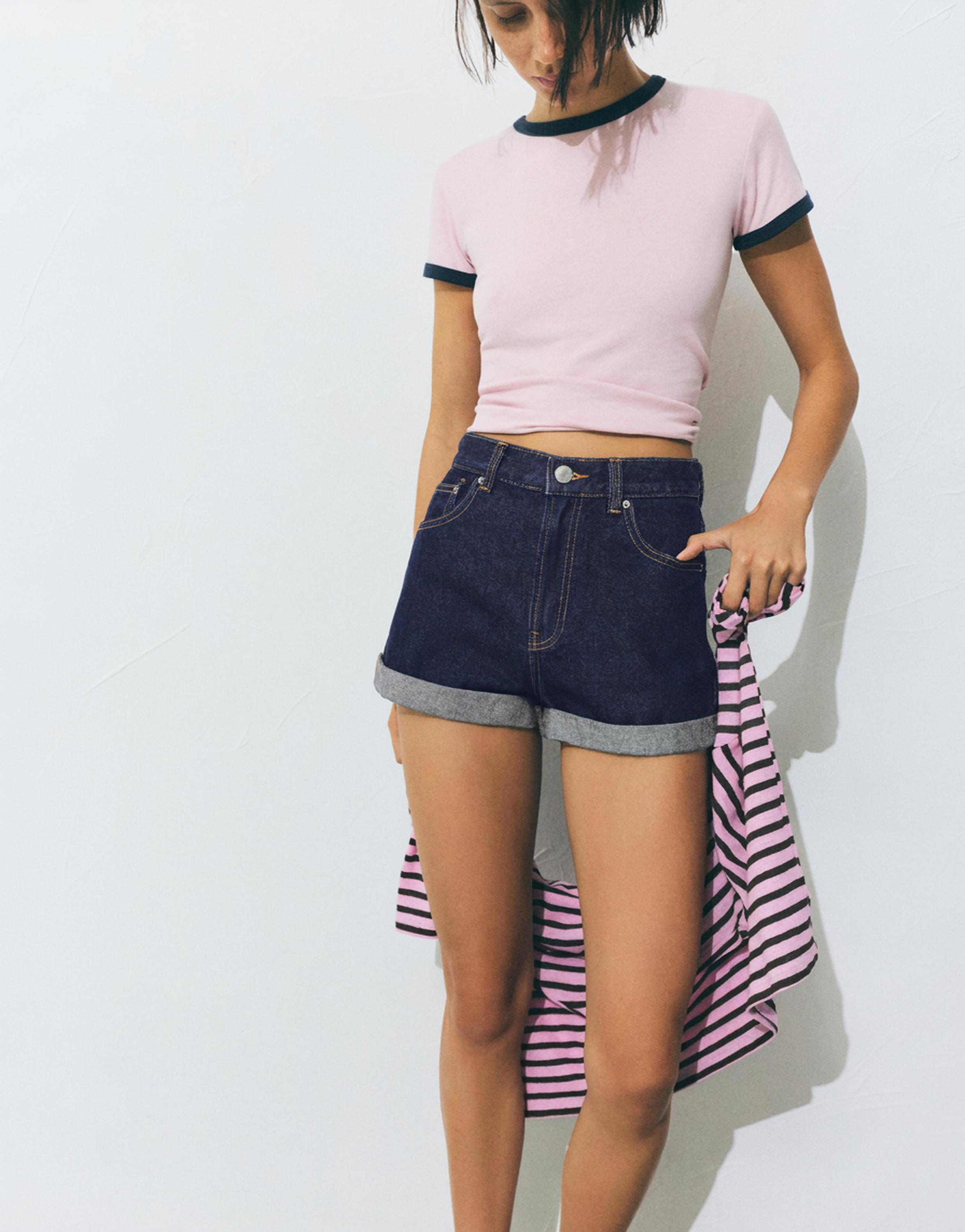 Denim mom fit shorts with turn-up hems — Navy