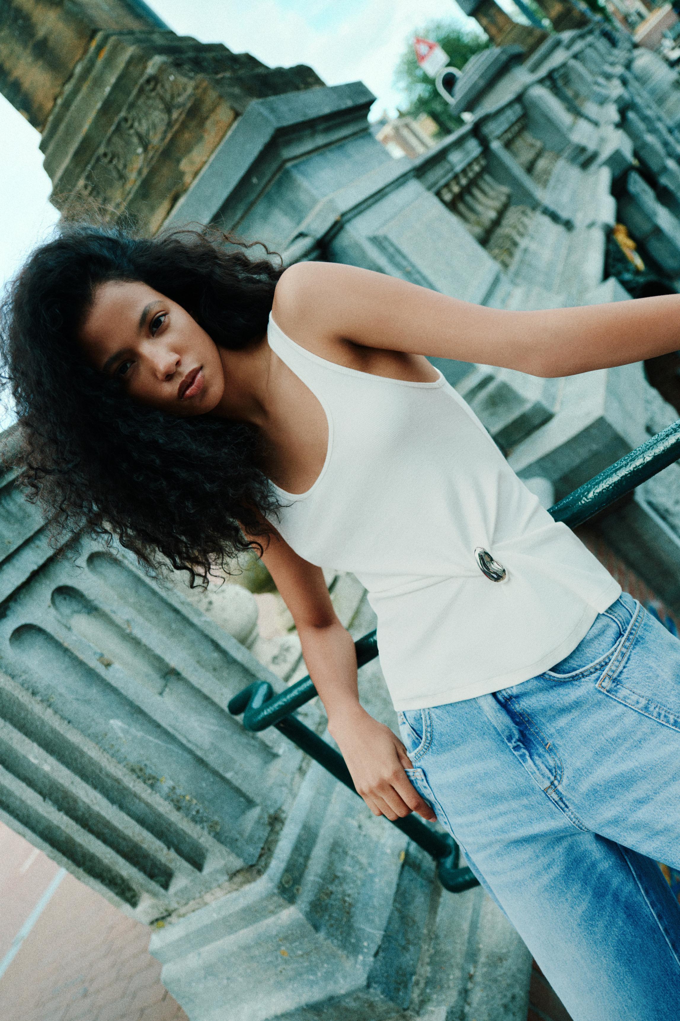 Metal appliqué tank top — White
