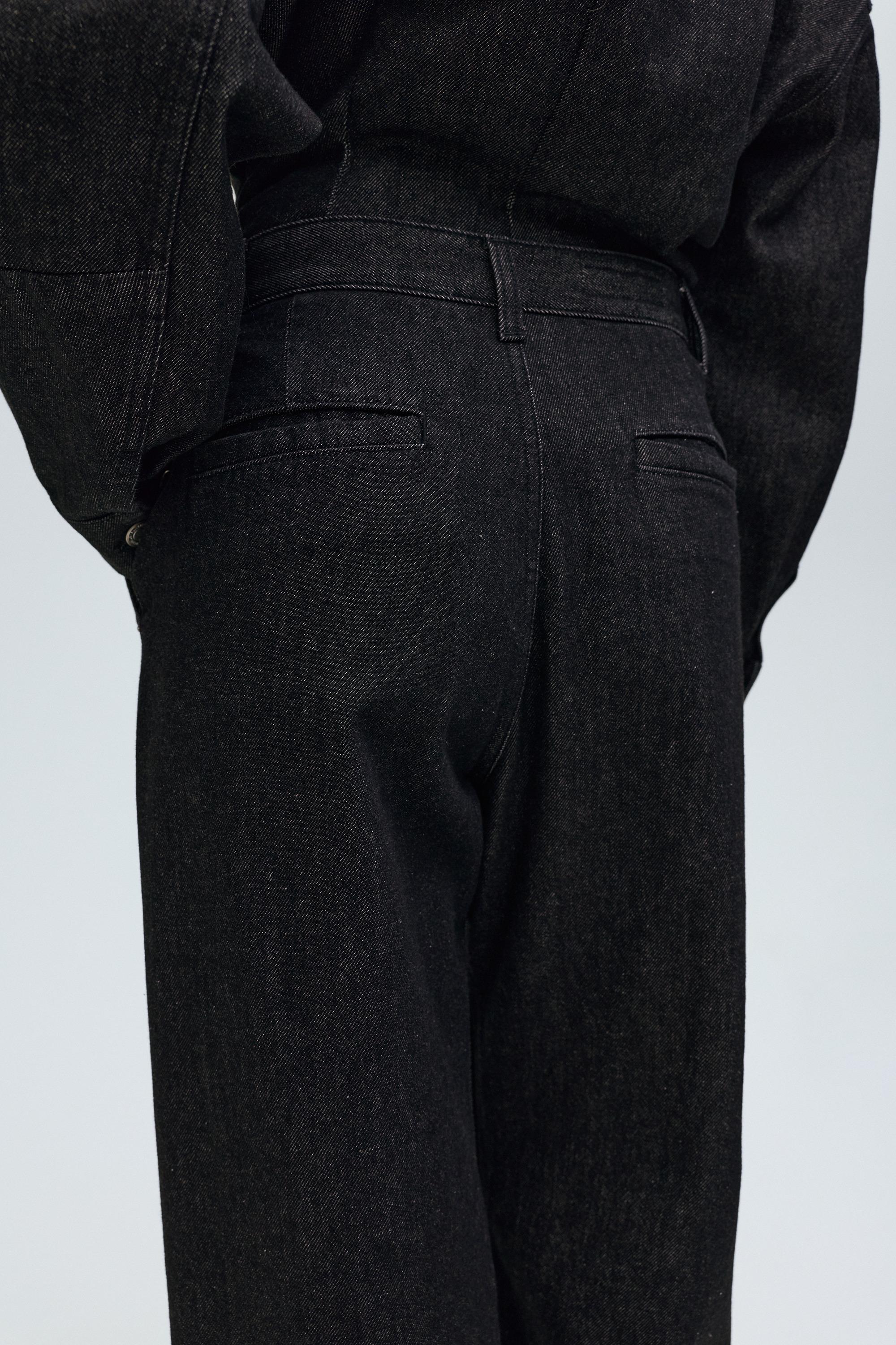 Relaxed fit wide-leg jeans — Black