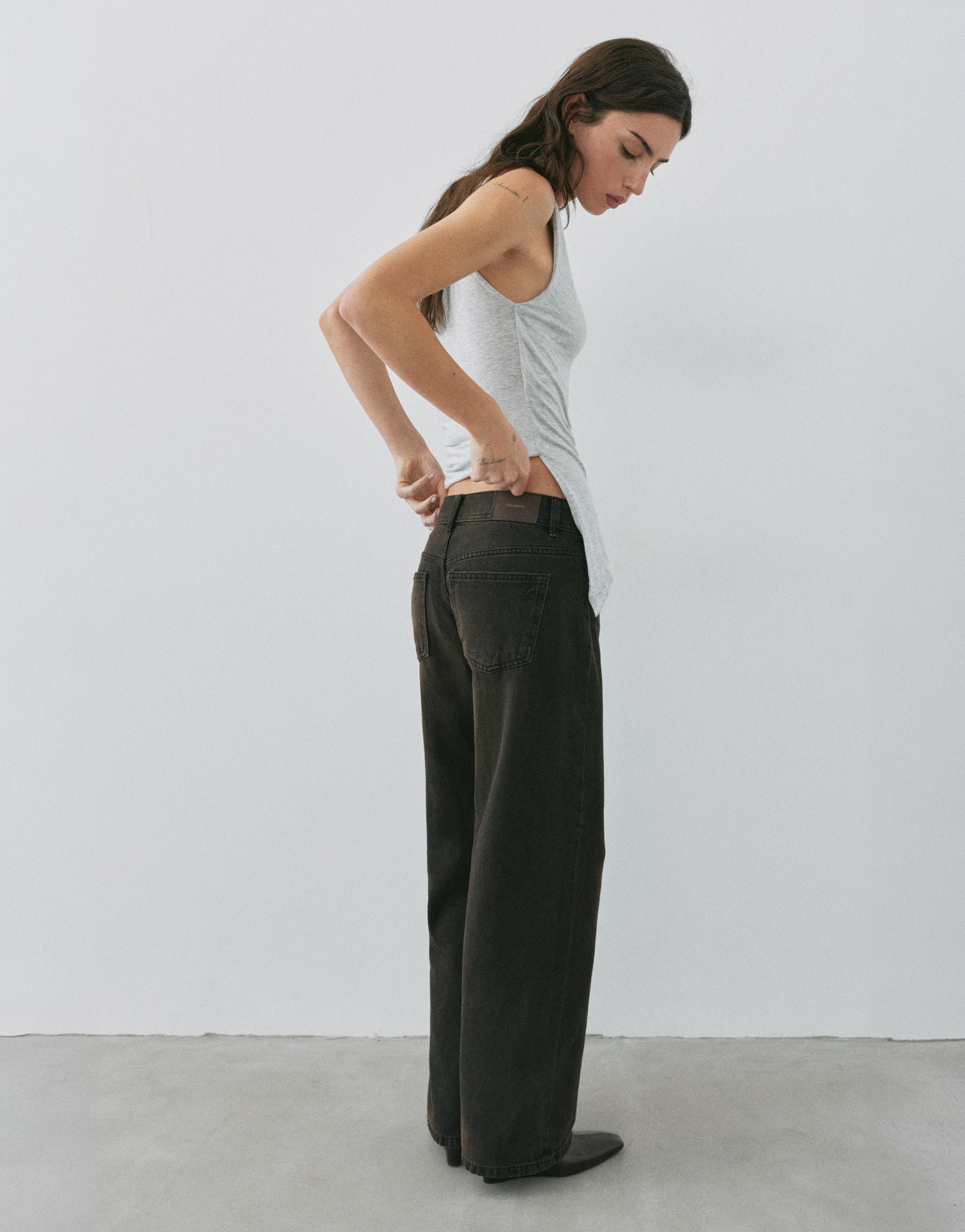 Low-rise straight-leg jeans — Dark brown