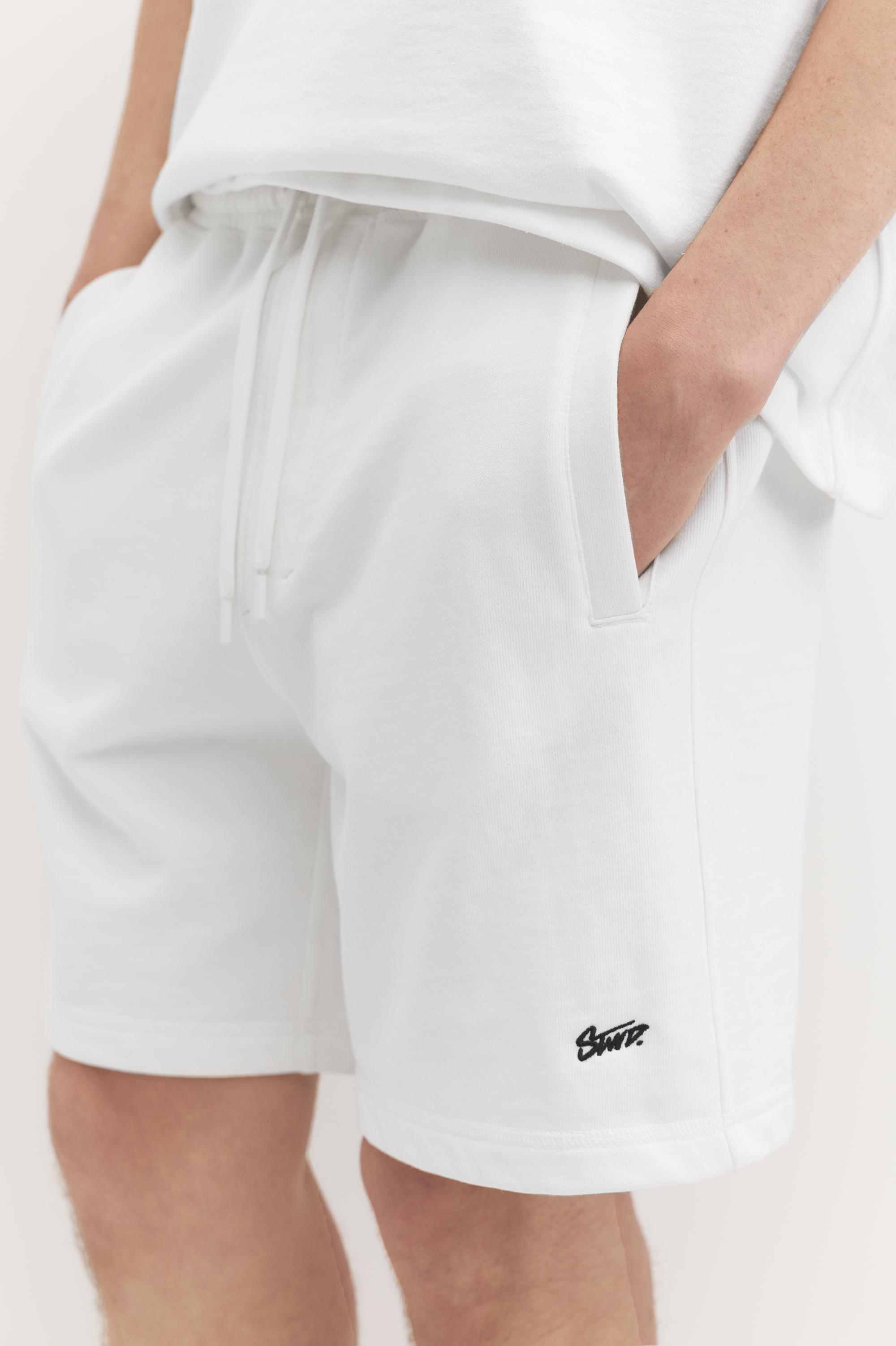 STWD jogger Bermuda shorts — White