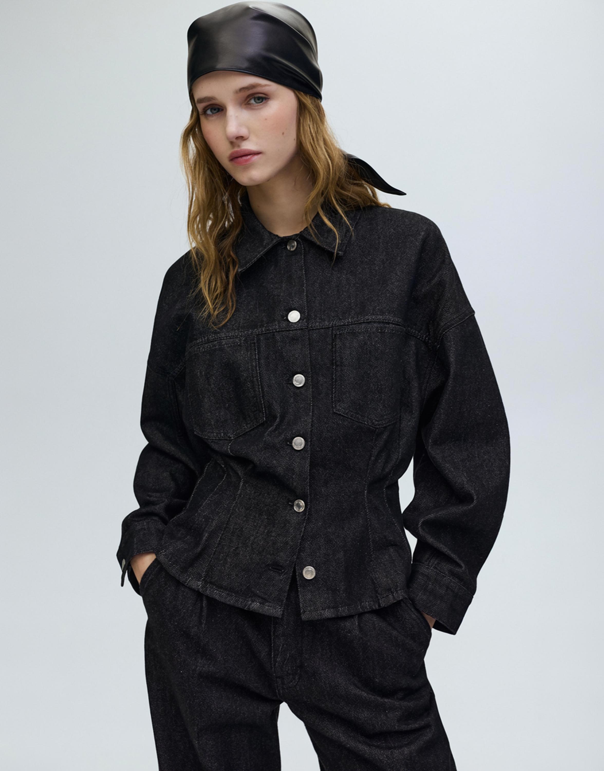 Fitted denim shirt with pleats — Black