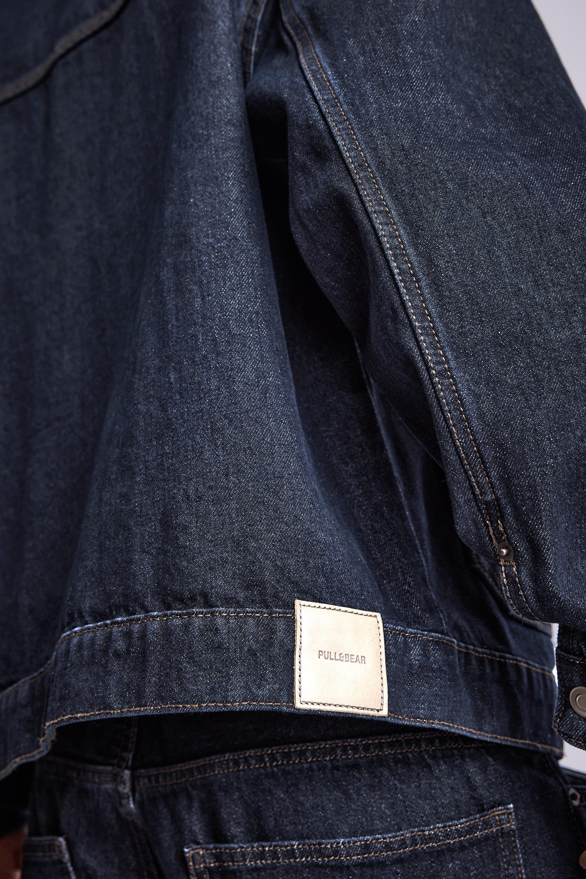 Multi-pocket denim jacket — Navy