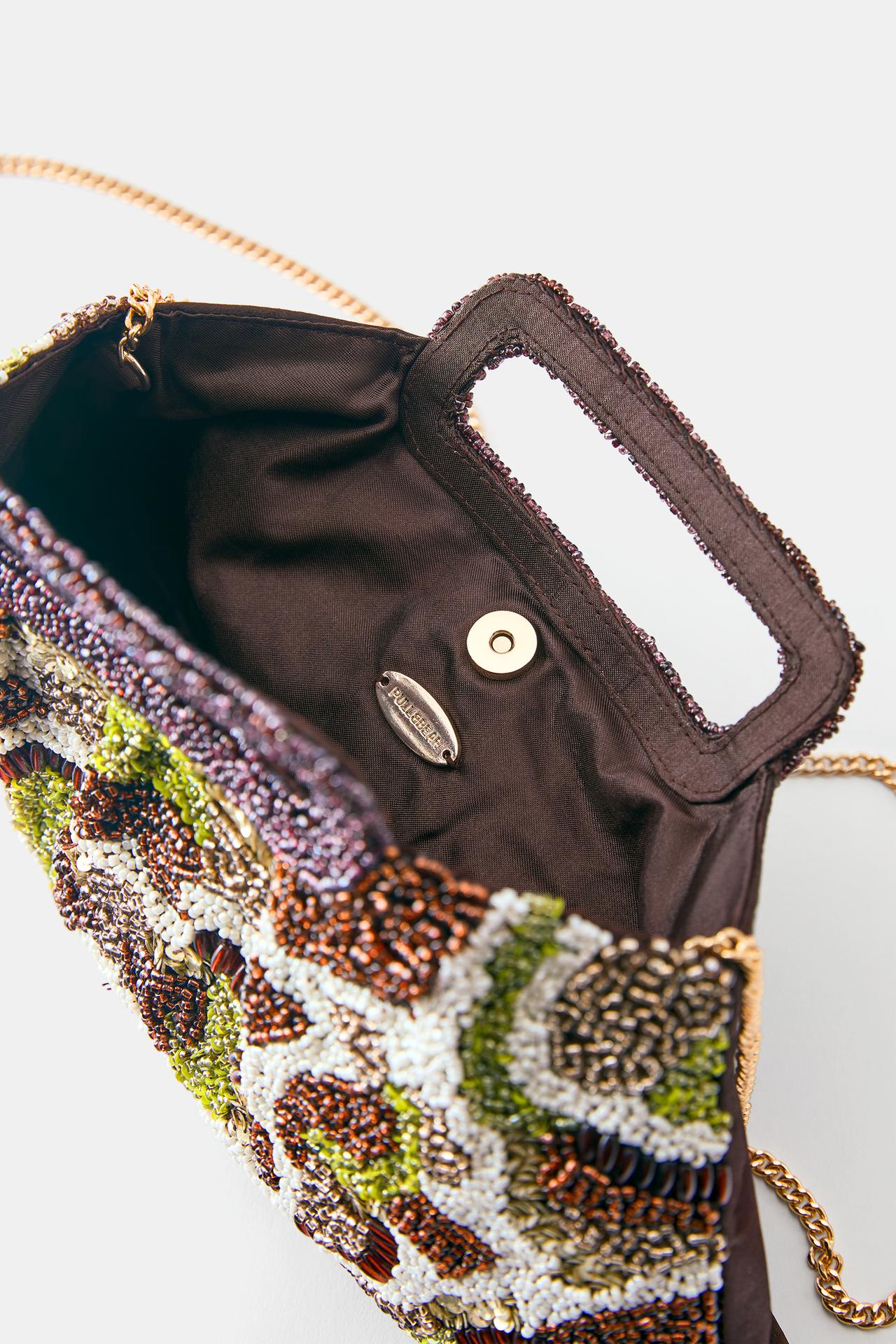 Beaded clutch bag — Brown