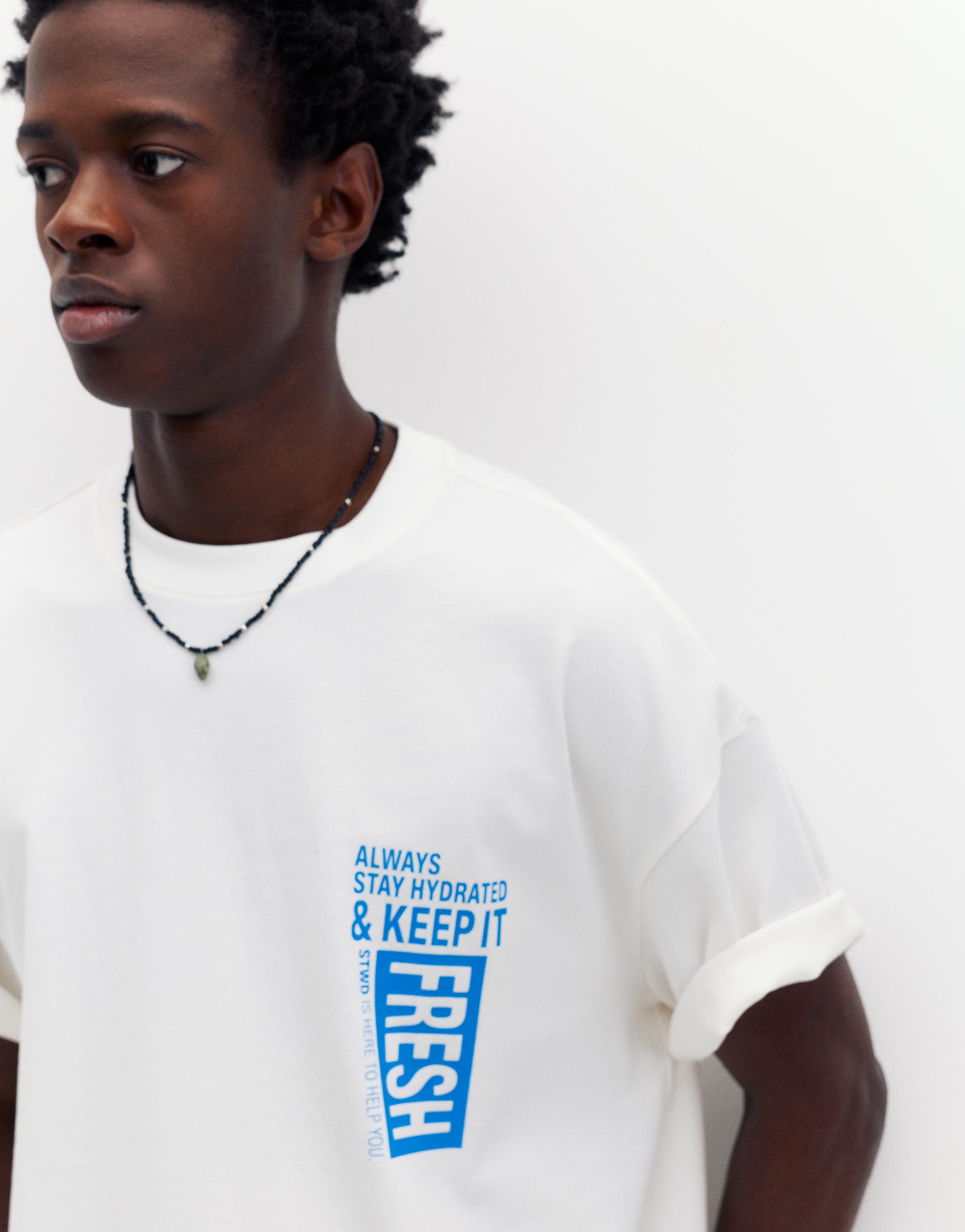 Kısa kollu grafik baskılı t-shirt - Görsel 23