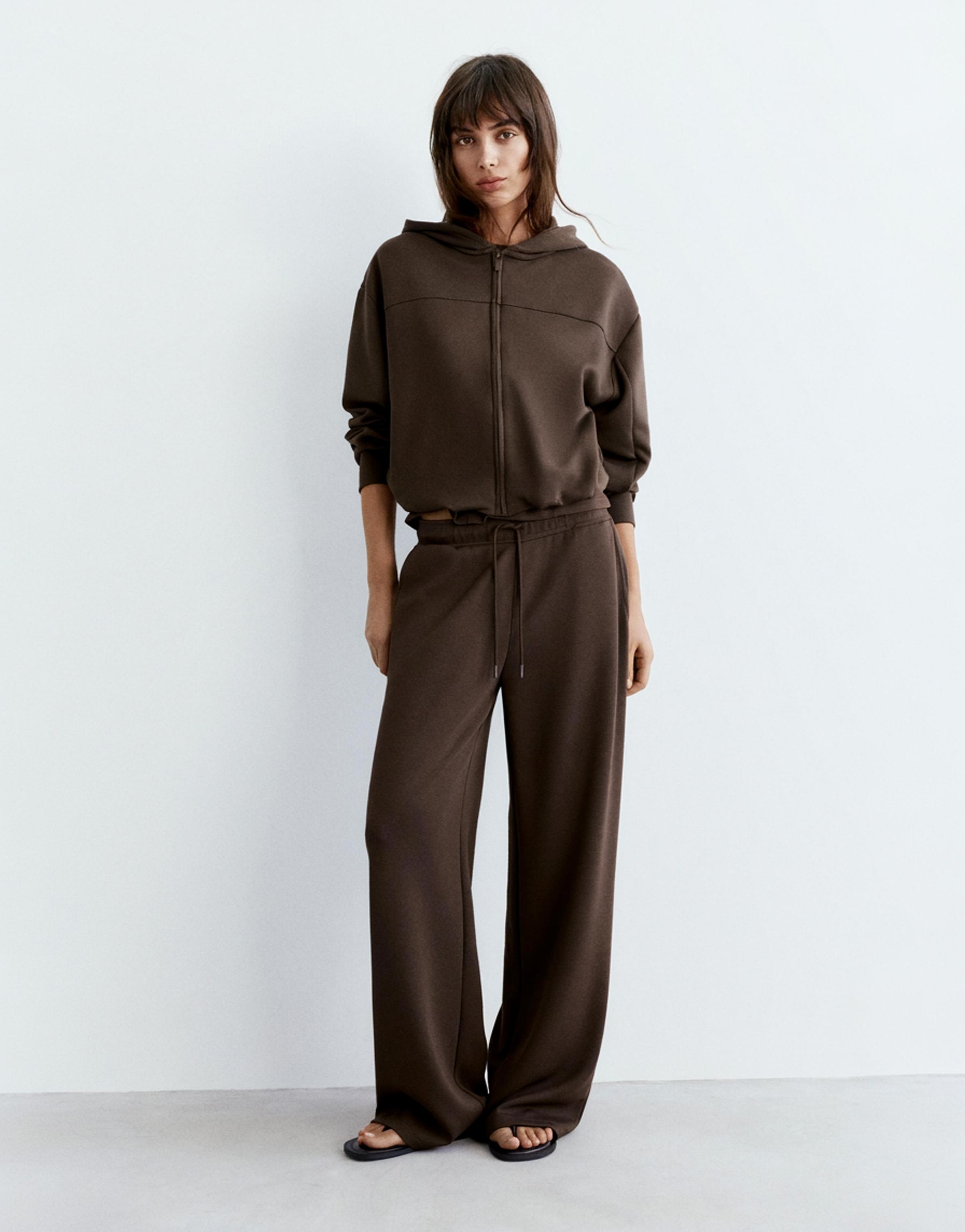 Soft touch hooded sweatshirt — Brown