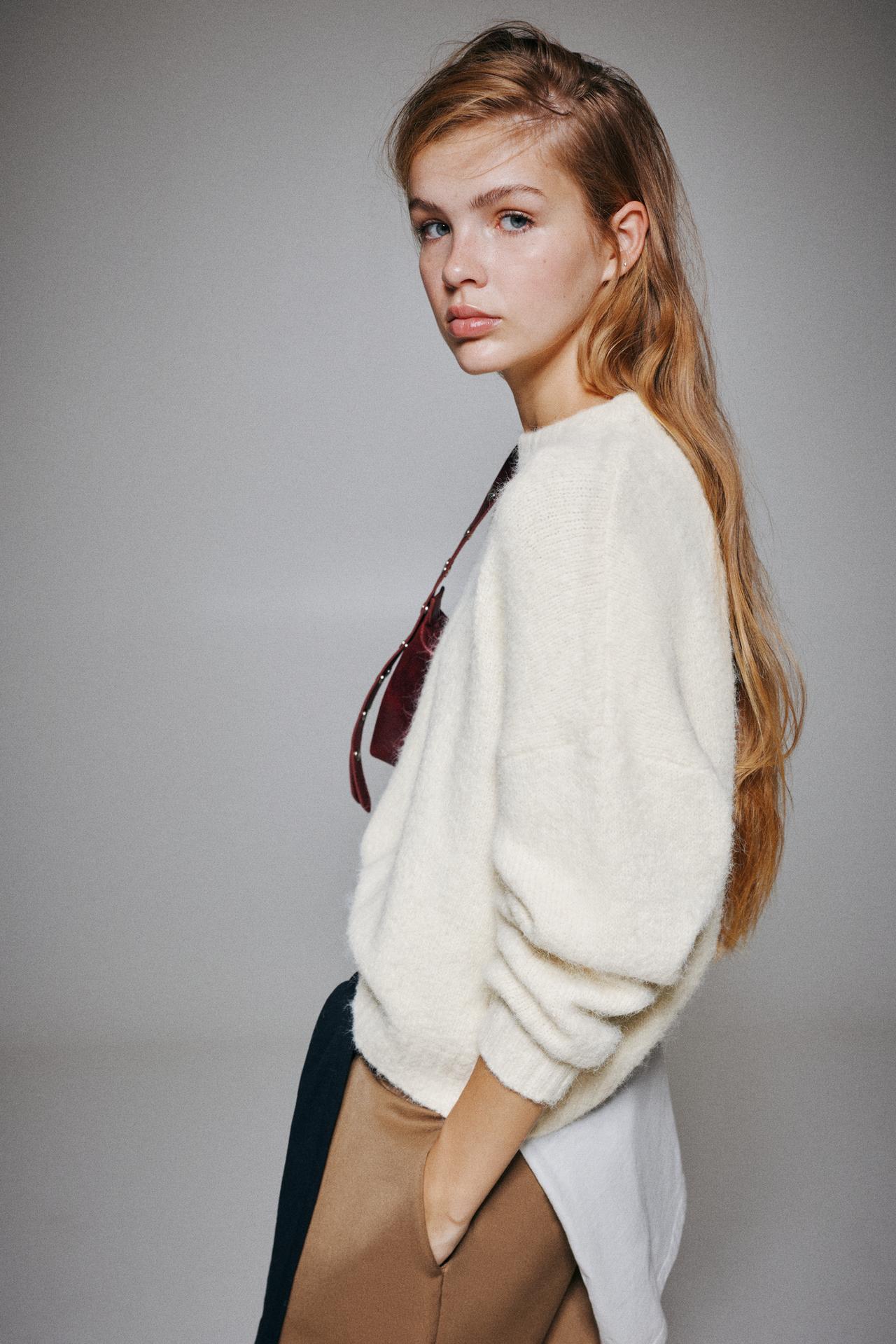 Basic knit jumper — Ecru