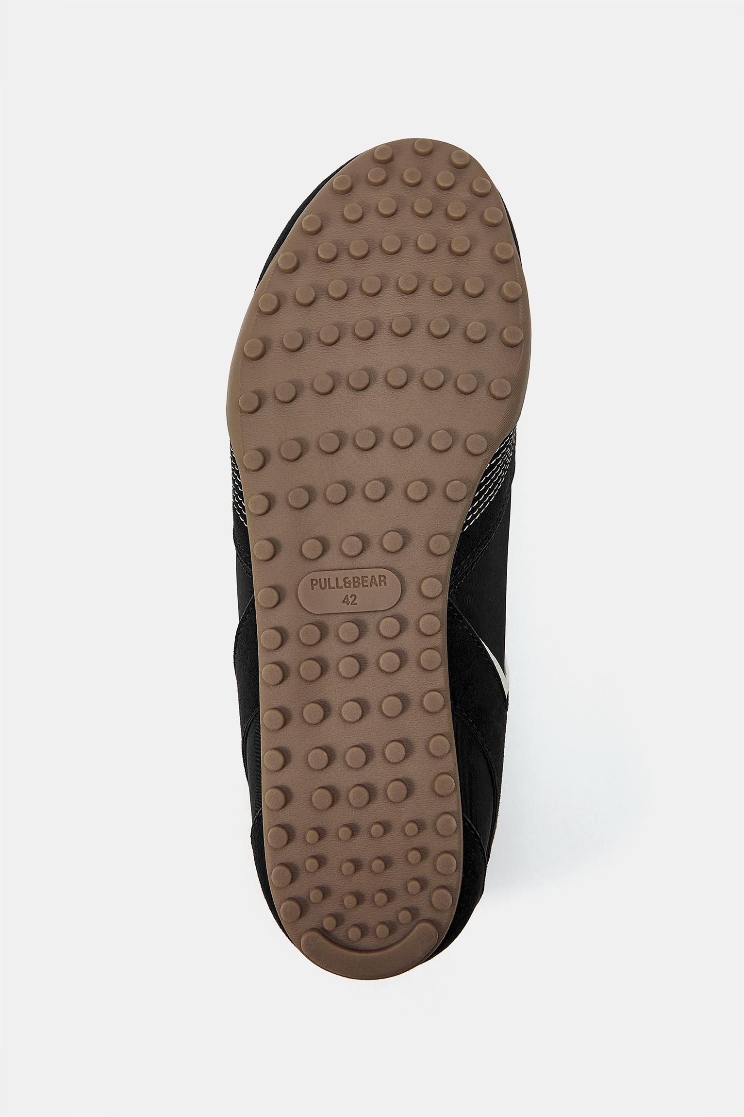 Trainers — Black