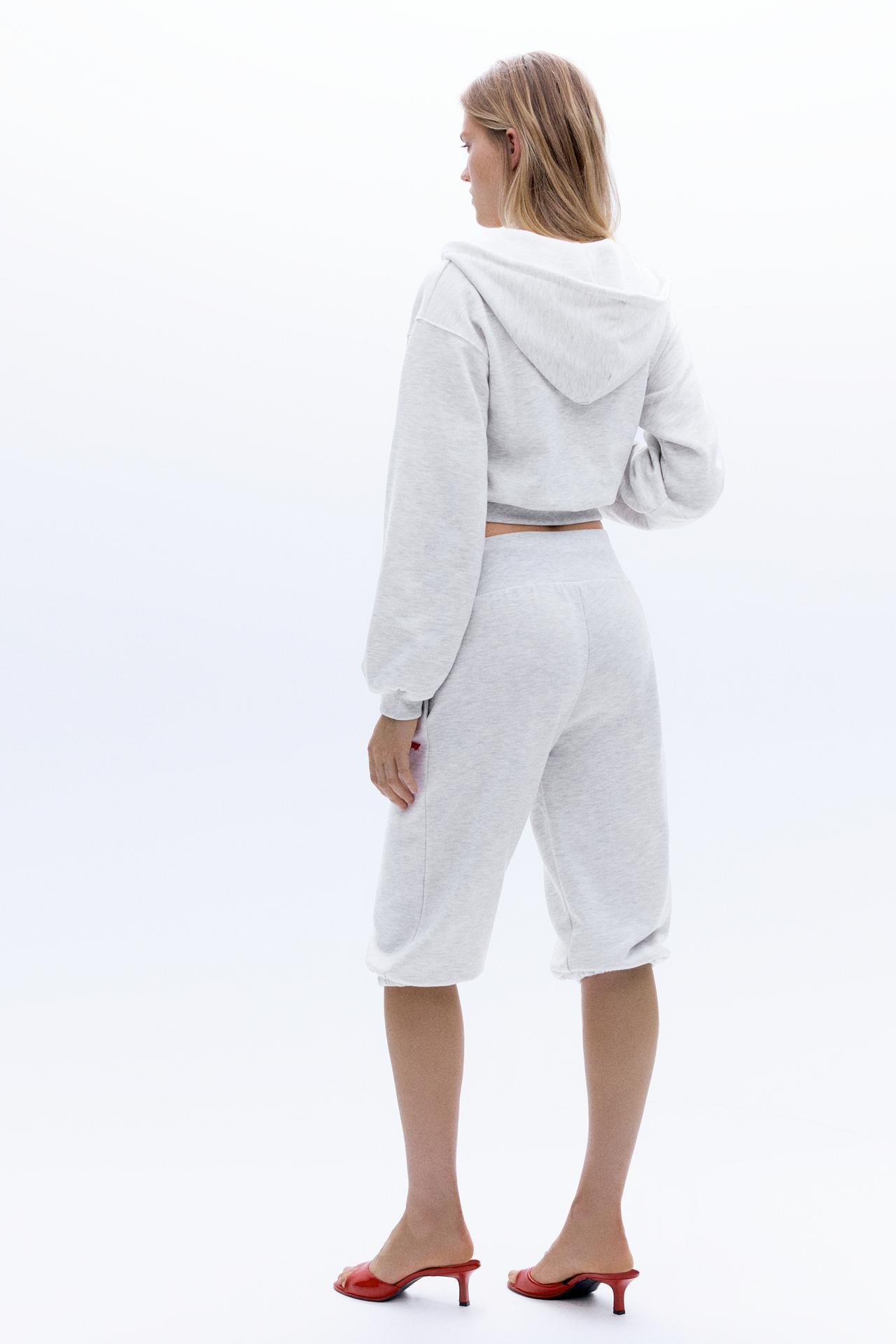 Disney x F1 capri sweatpants — Grey marl