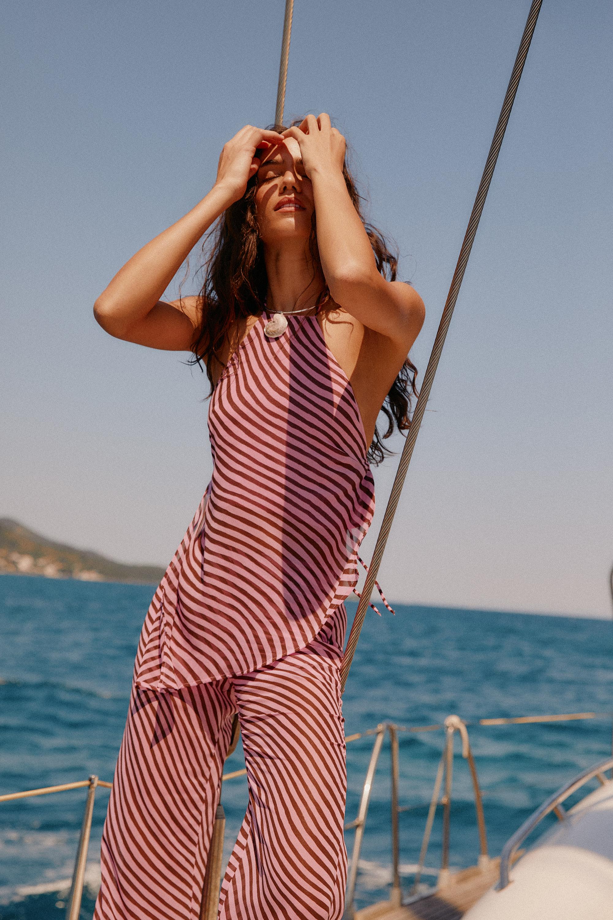 Wavy flowing trousers — Pink